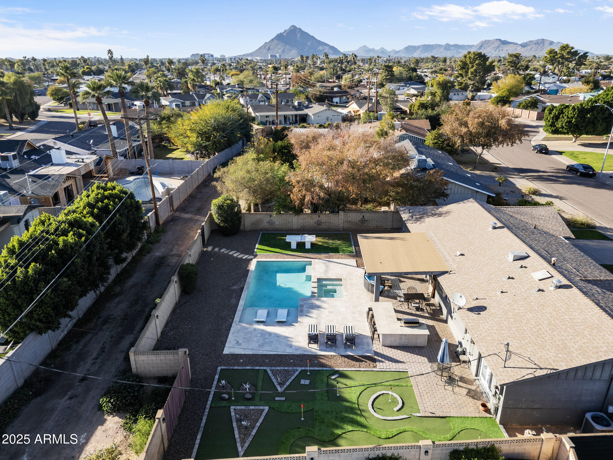 8507 E MONTECITO Avenue