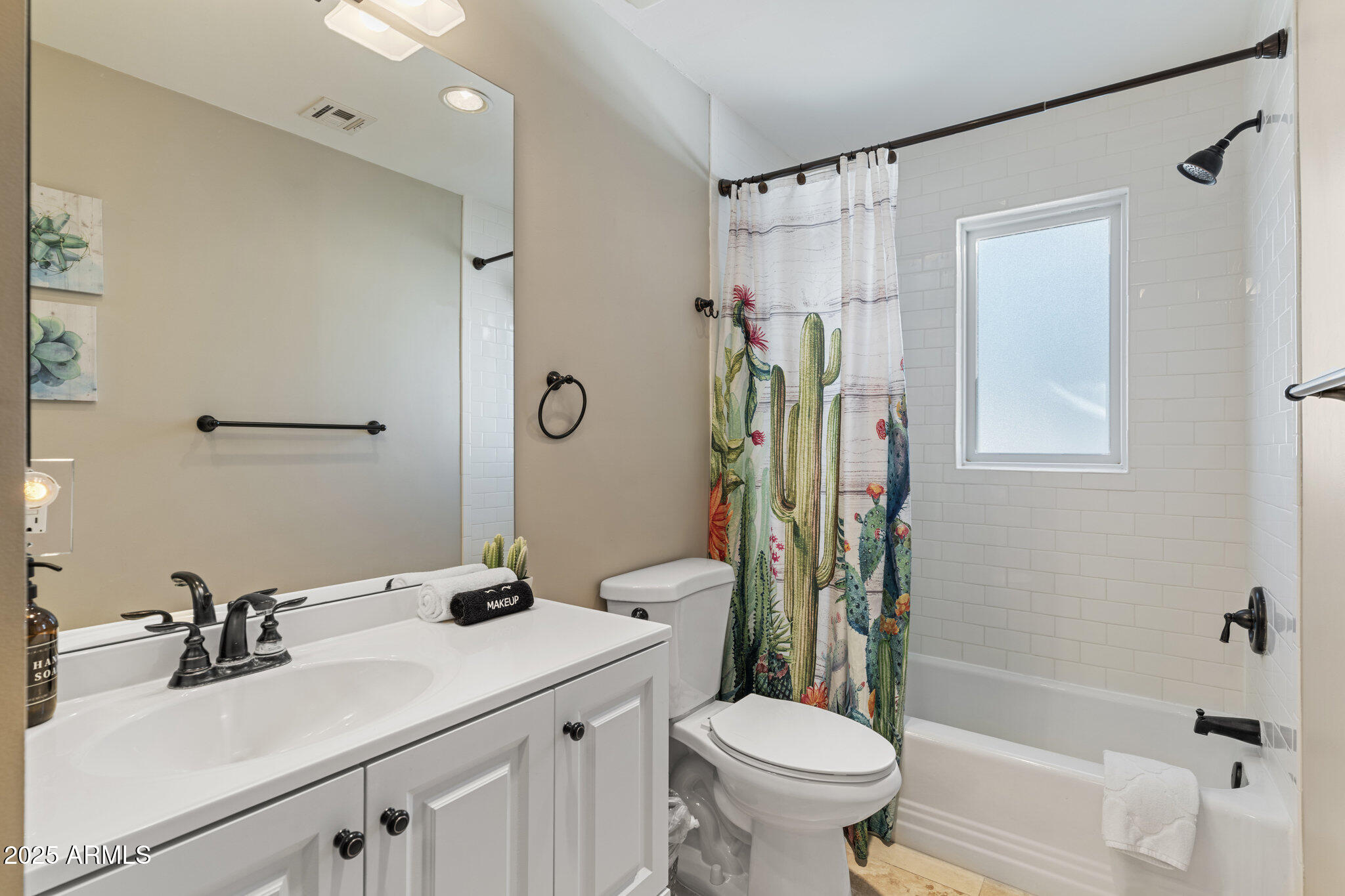 8507 E MONTECITO Avenue