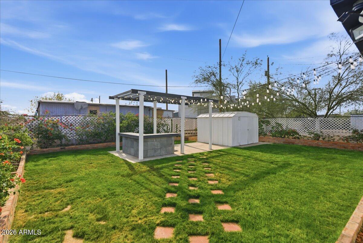 1521 W GARFIELD Street