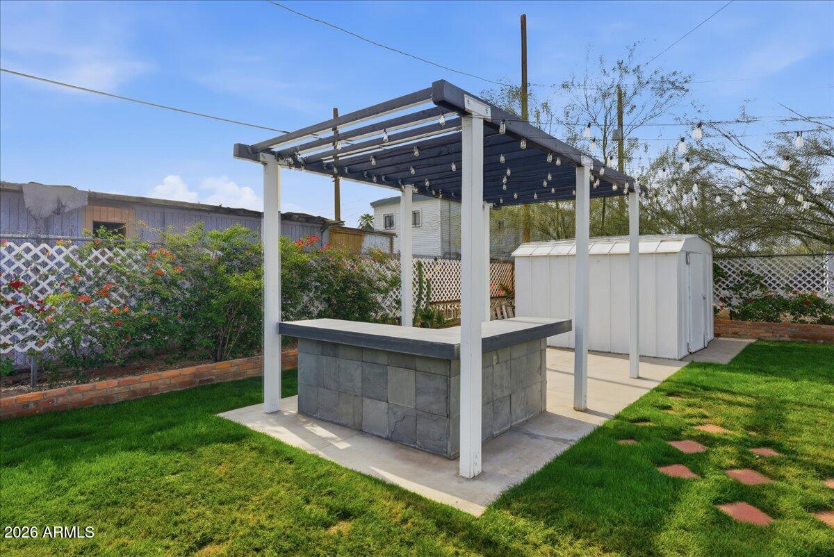 1521 W GARFIELD Street