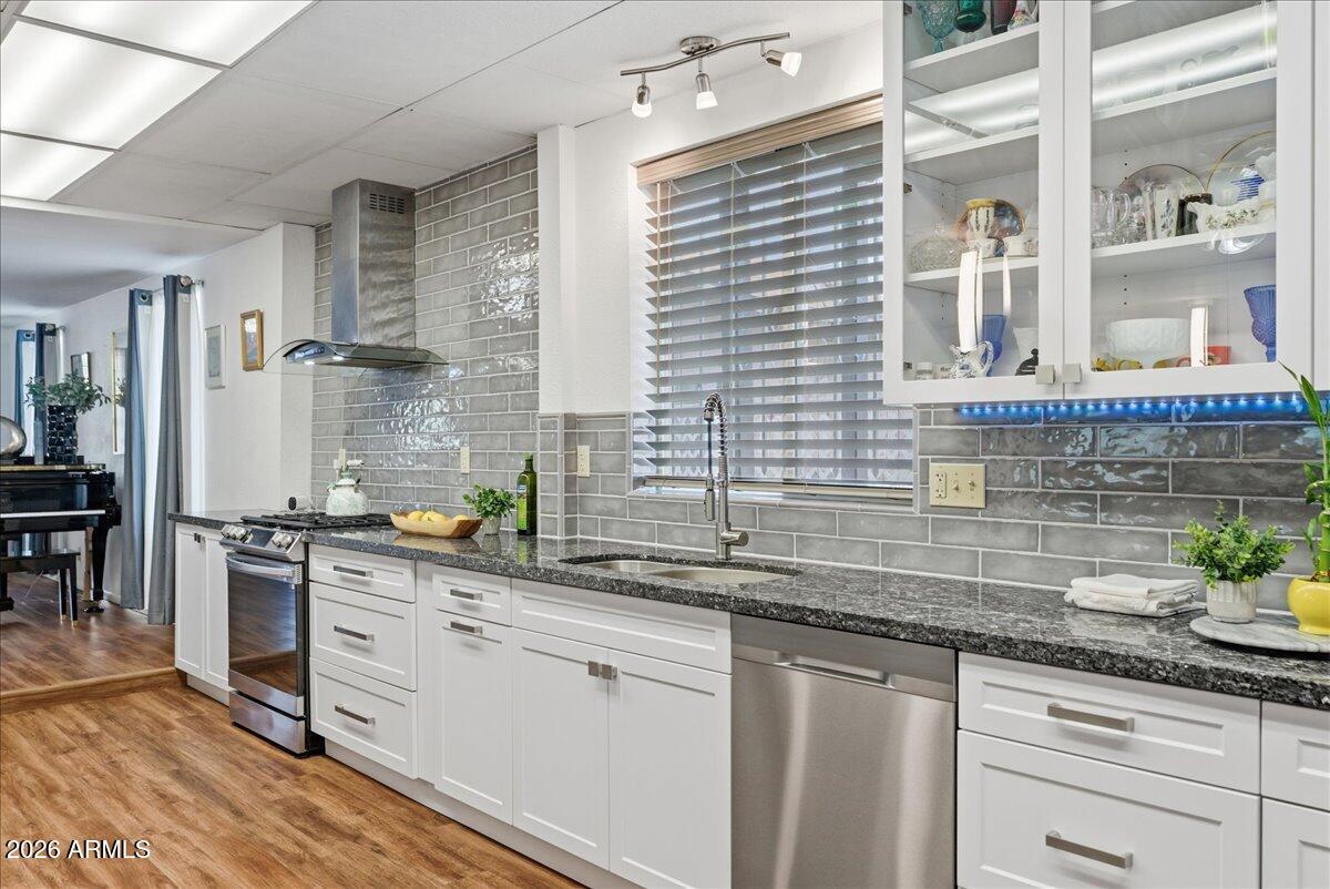 1521 W GARFIELD Street