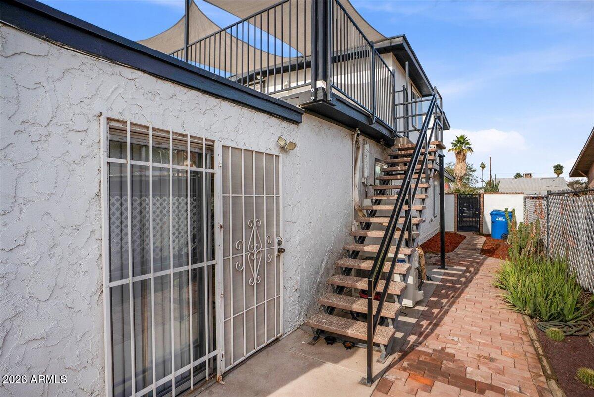 1521 W GARFIELD Street