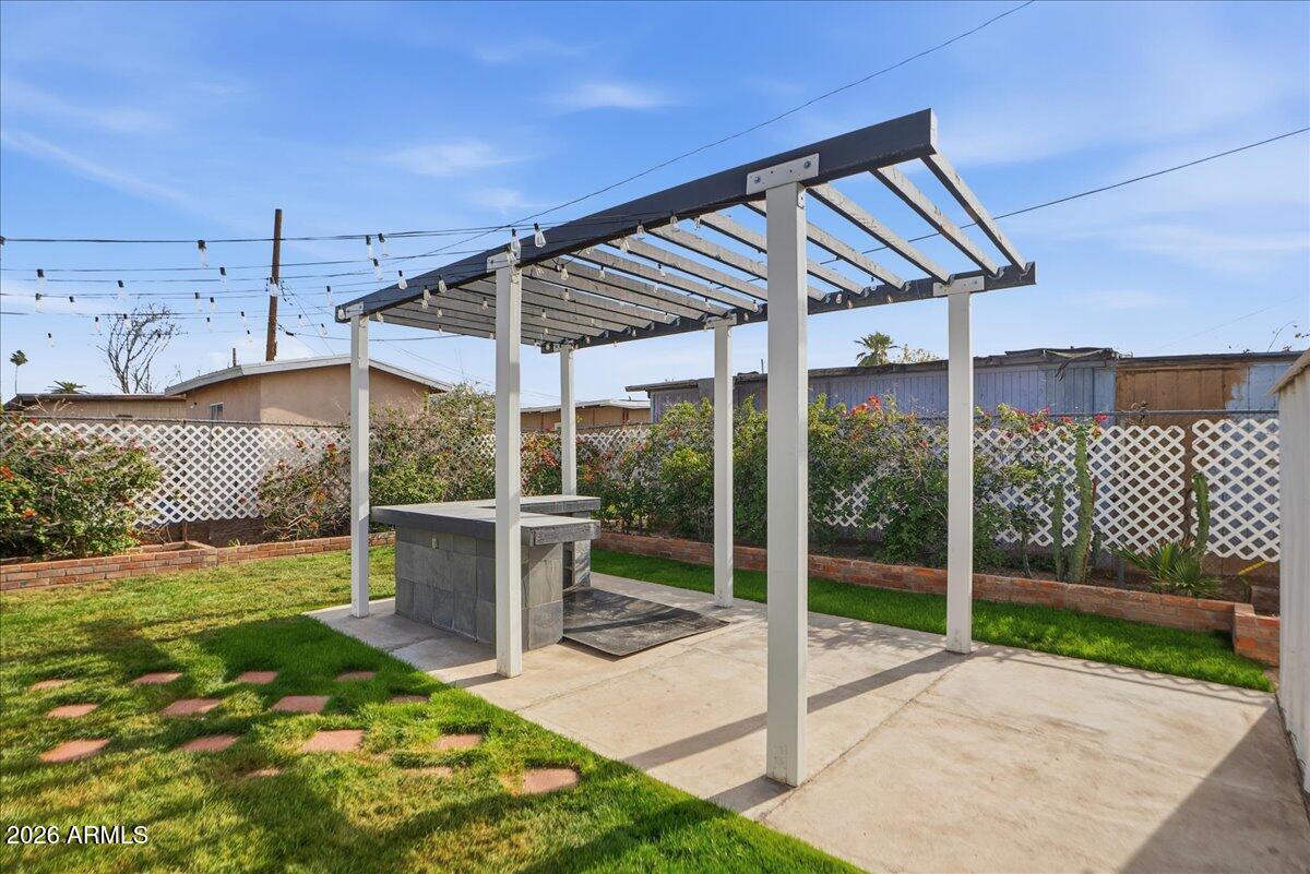 1521 W GARFIELD Street