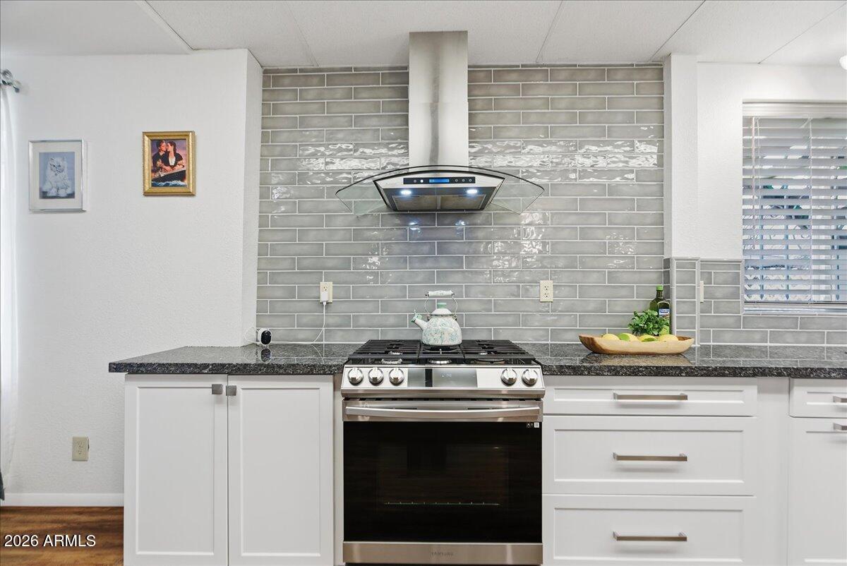 1521 W GARFIELD Street