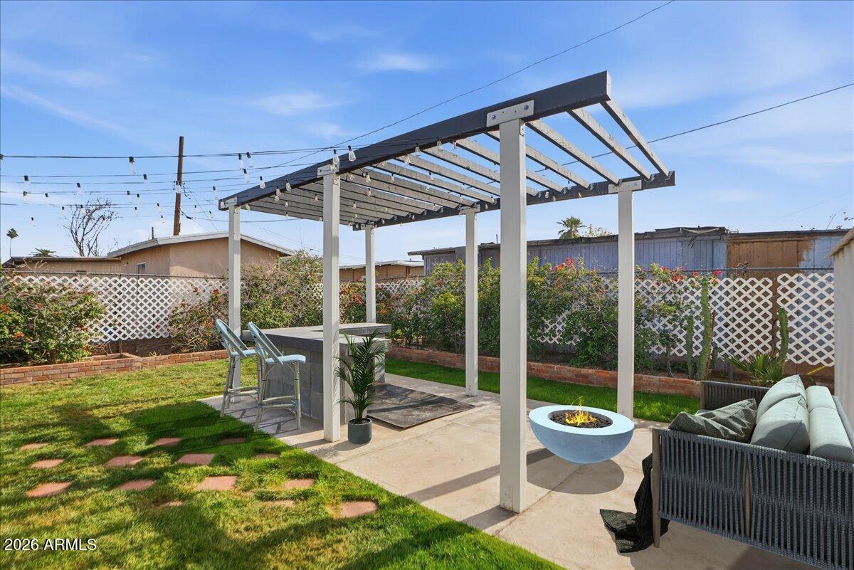 1521 W GARFIELD Street