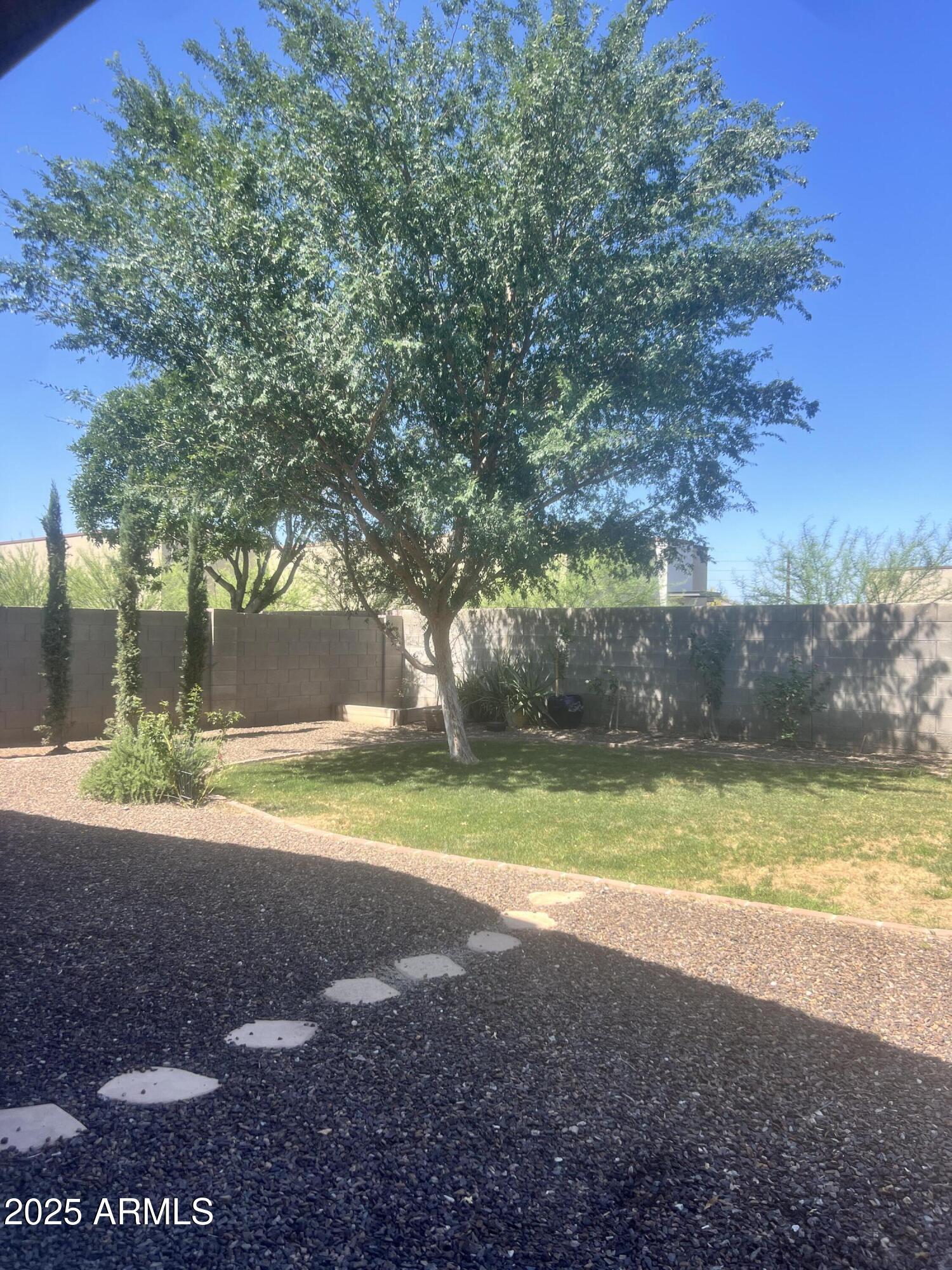 36018 N RICHARDSON Drive