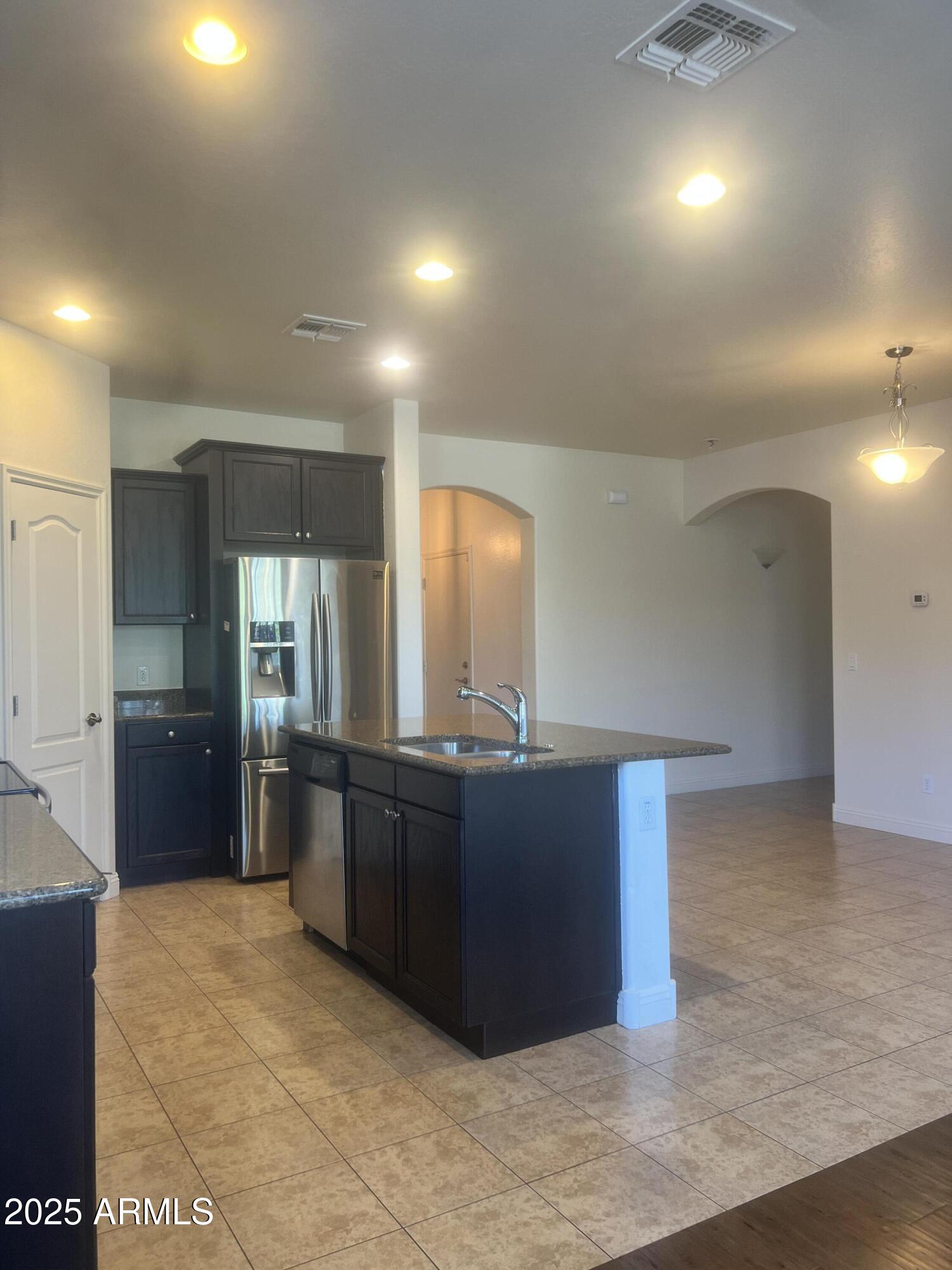 36018 N RICHARDSON Drive
