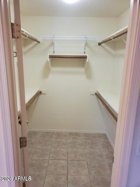 1848 E CHILTON Drive