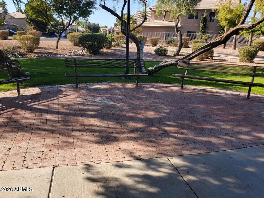 1848 E CHILTON Drive