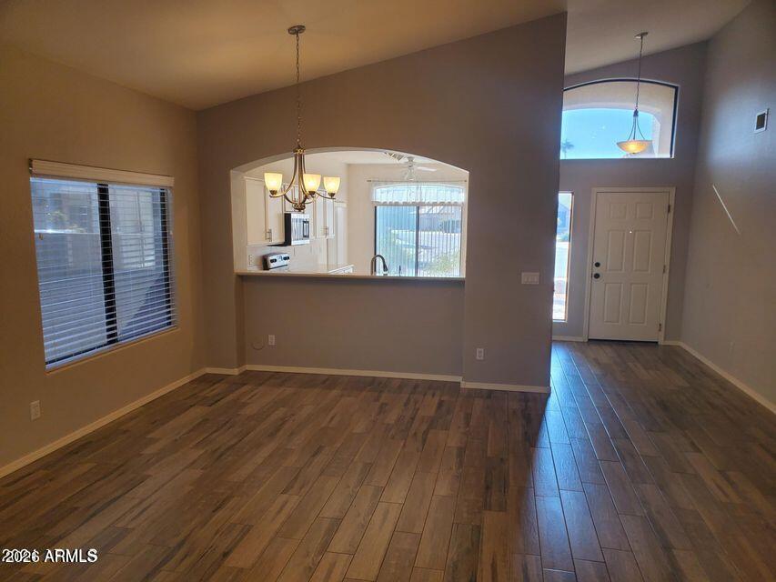 1848 E CHILTON Drive