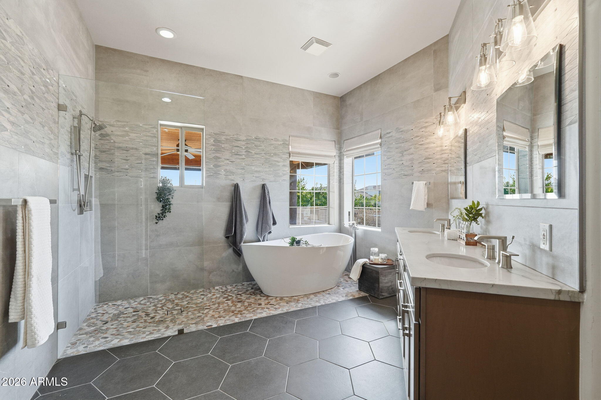 24612 S 142ND Street