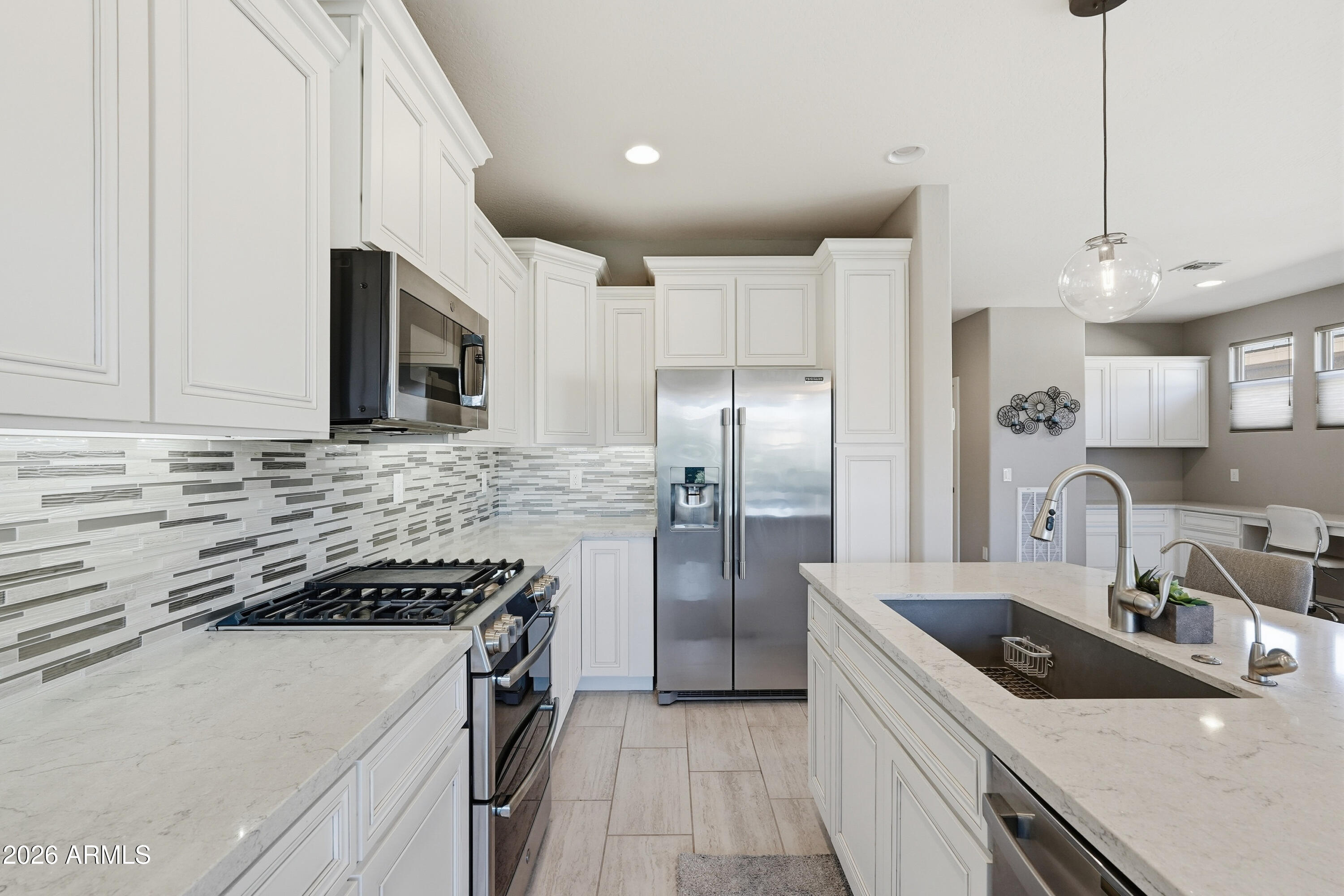 35989 N KENNEDIA Lane