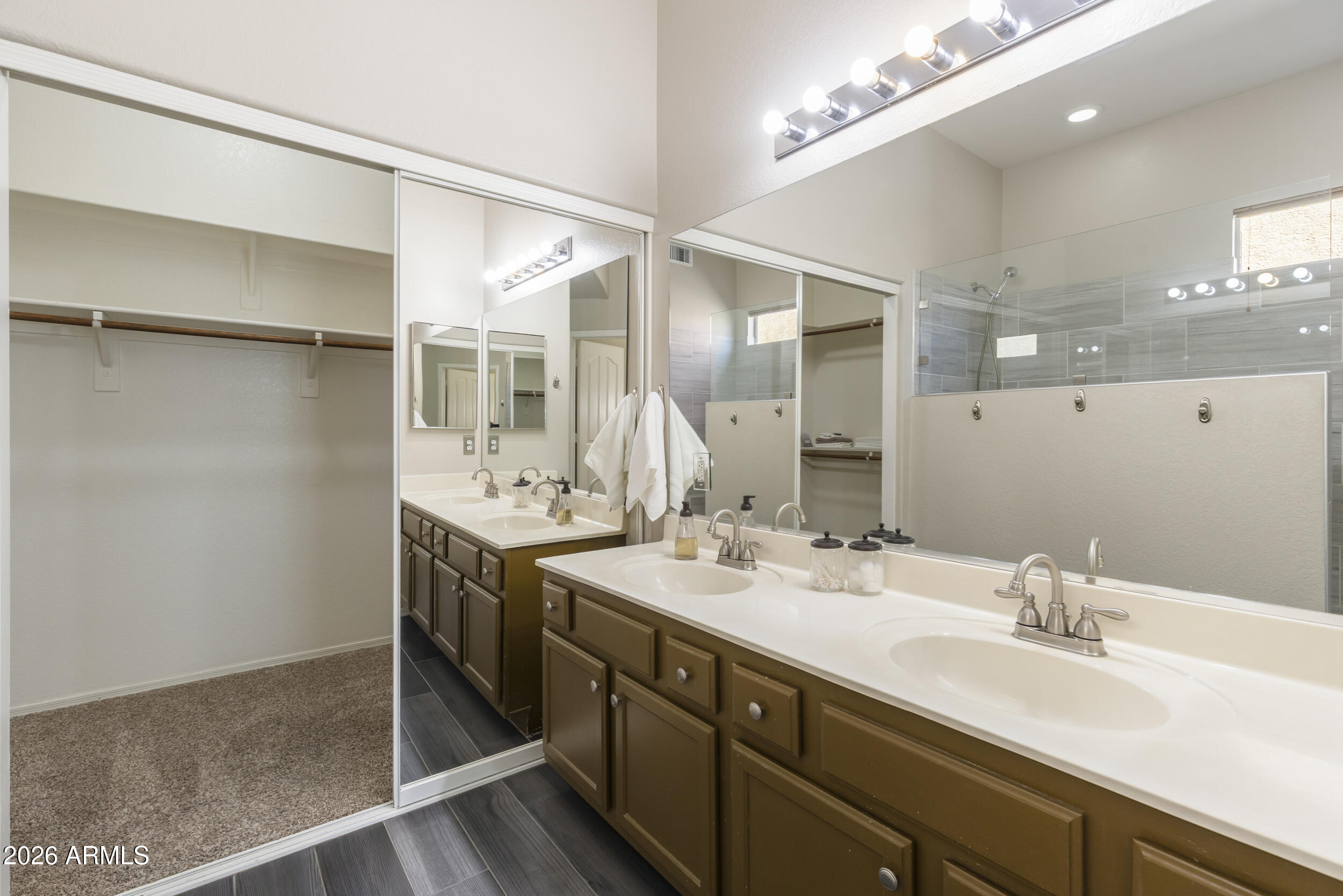 6943 W LAREDO Street