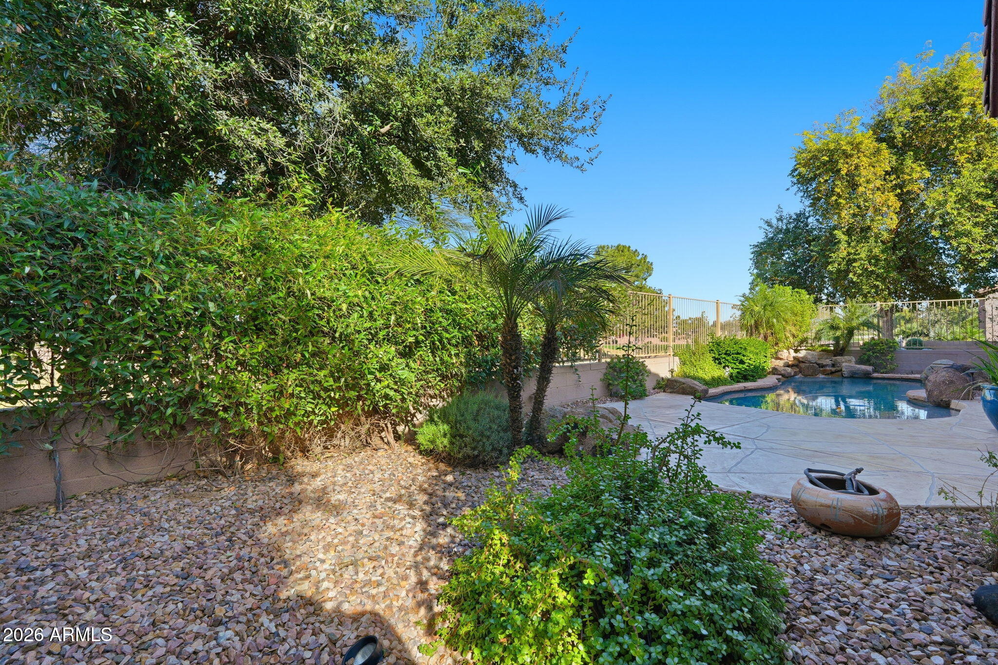 4548 E NIGHTINGALE Lane