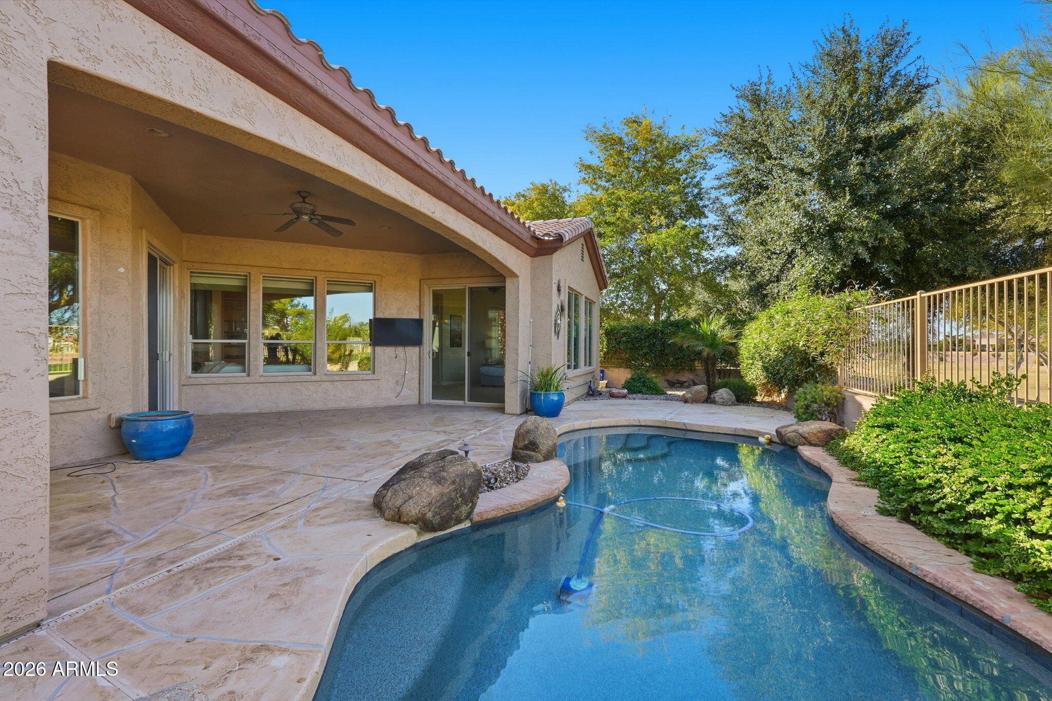 4548 E NIGHTINGALE Lane