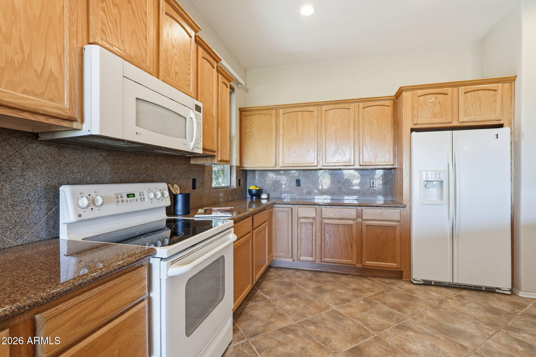 4548 E NIGHTINGALE Lane