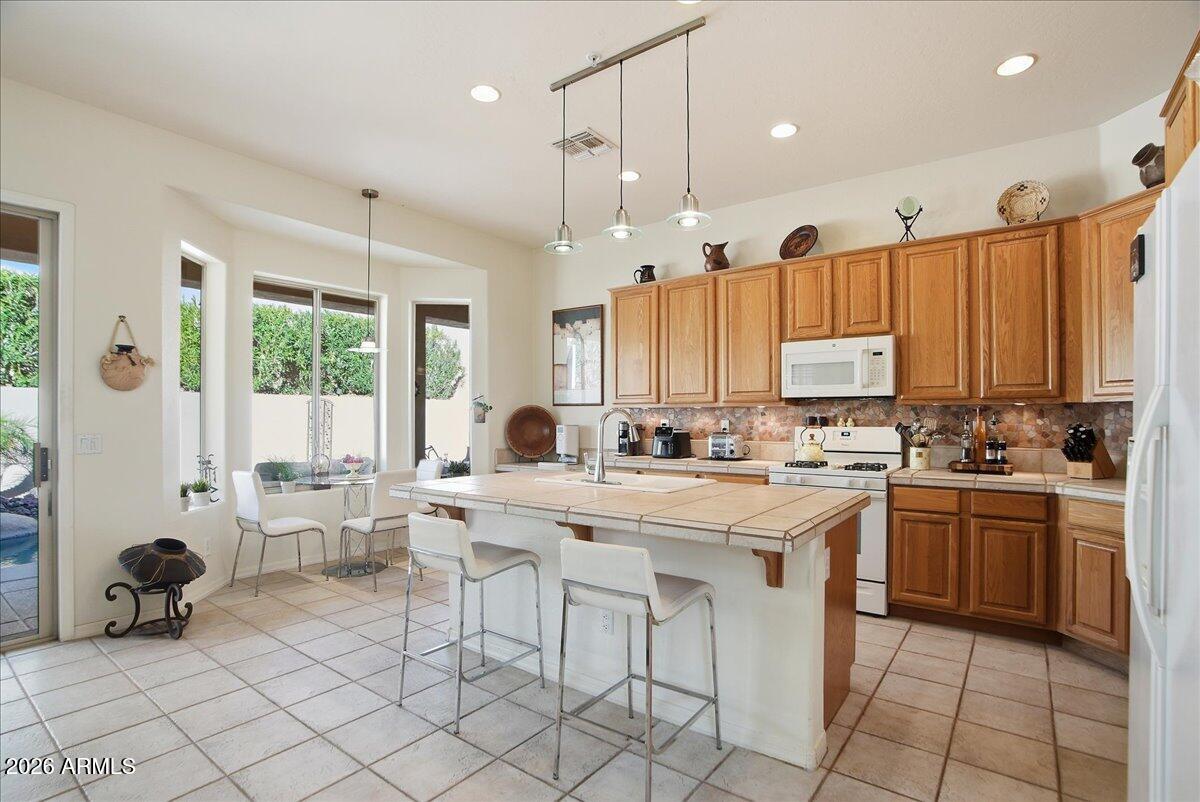 9220 N BROKEN BOW