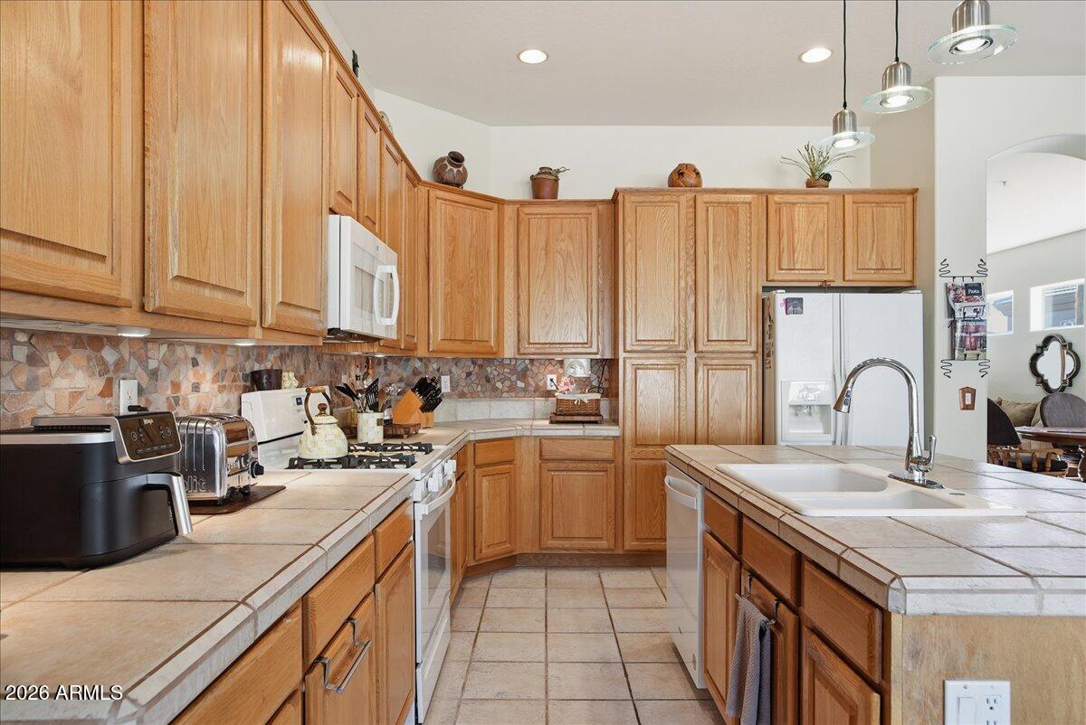 9220 N BROKEN BOW