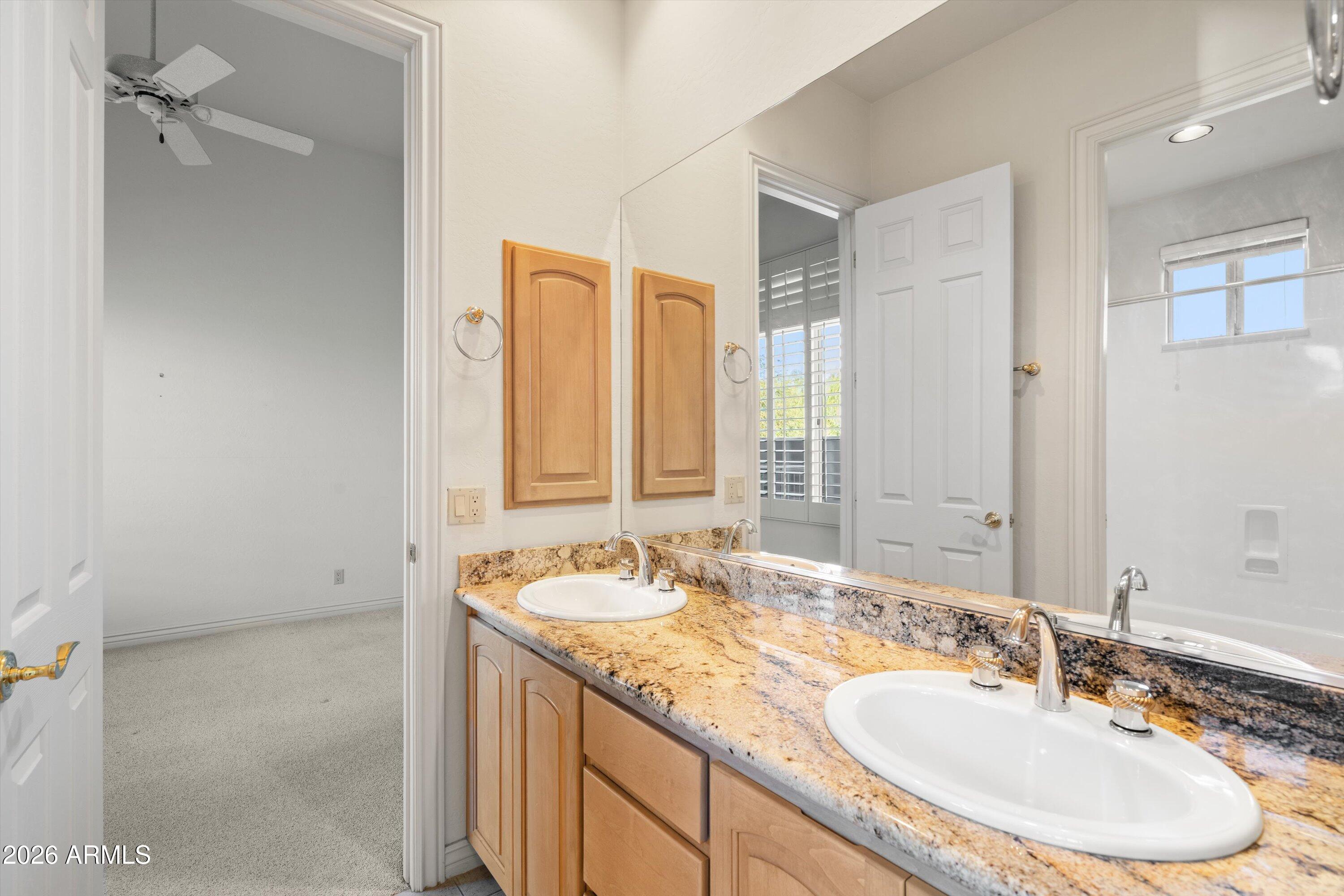 7759 E FLEDGLING Drive