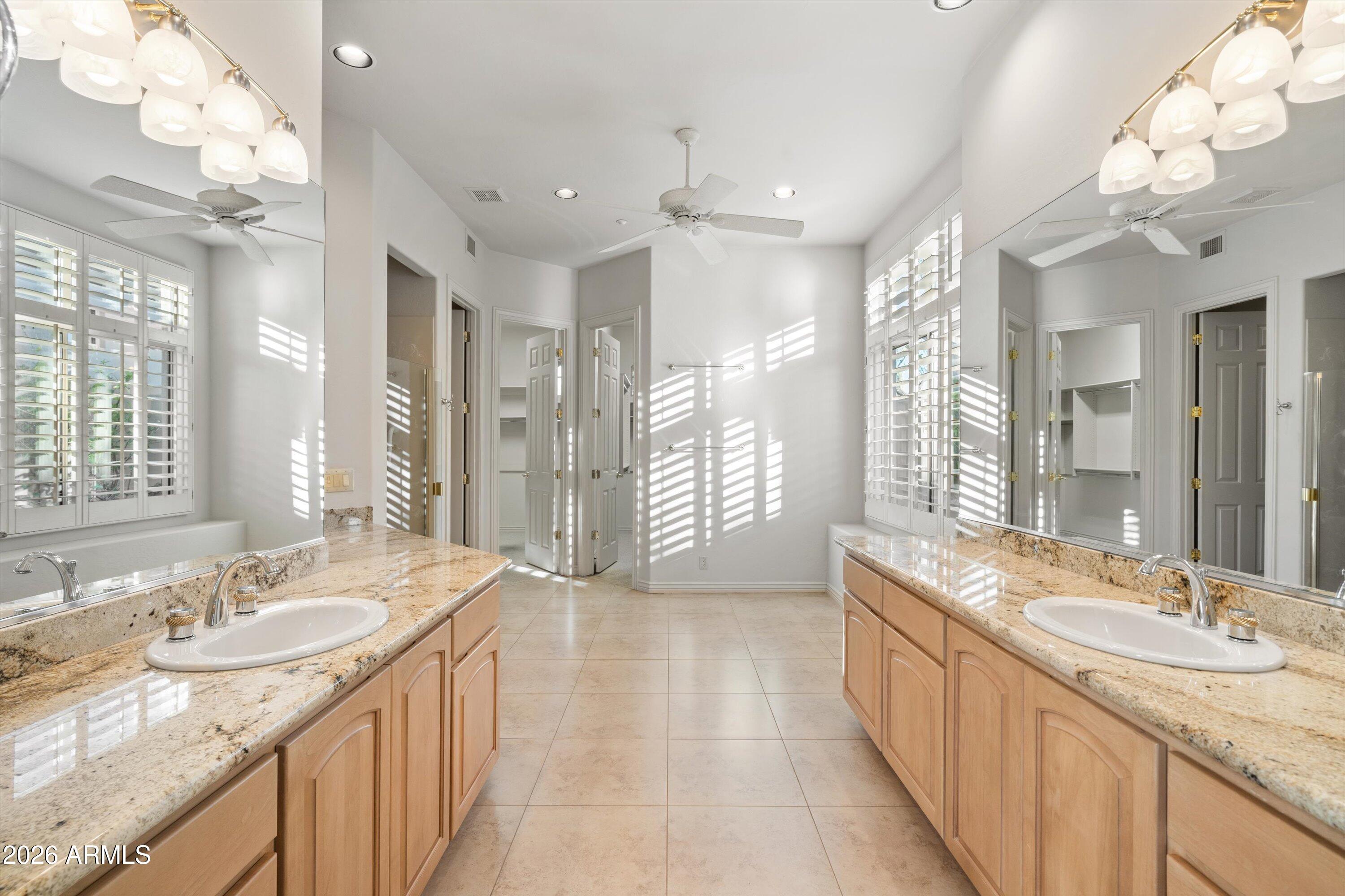 7759 E FLEDGLING Drive