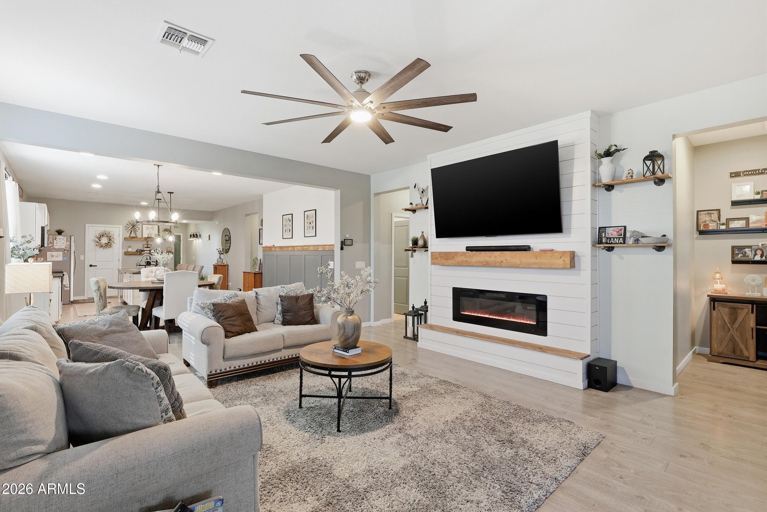 23892 W WATKINS Street