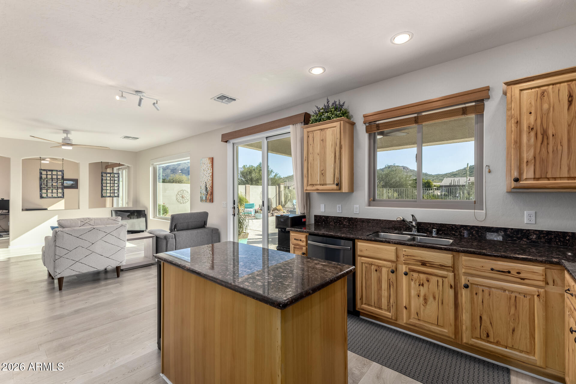 4107 S HACKBERRY Trail