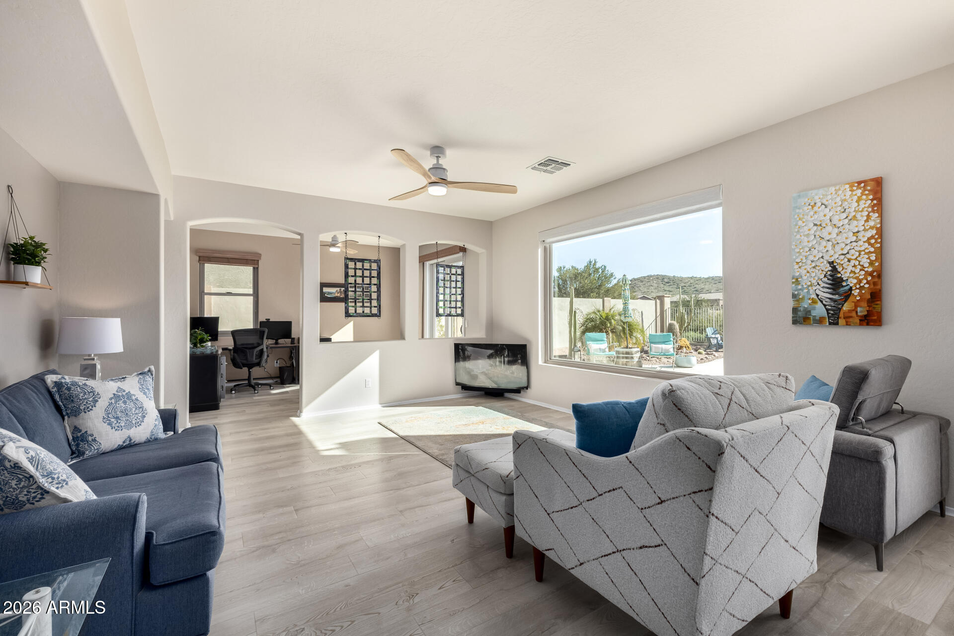 4107 S HACKBERRY Trail