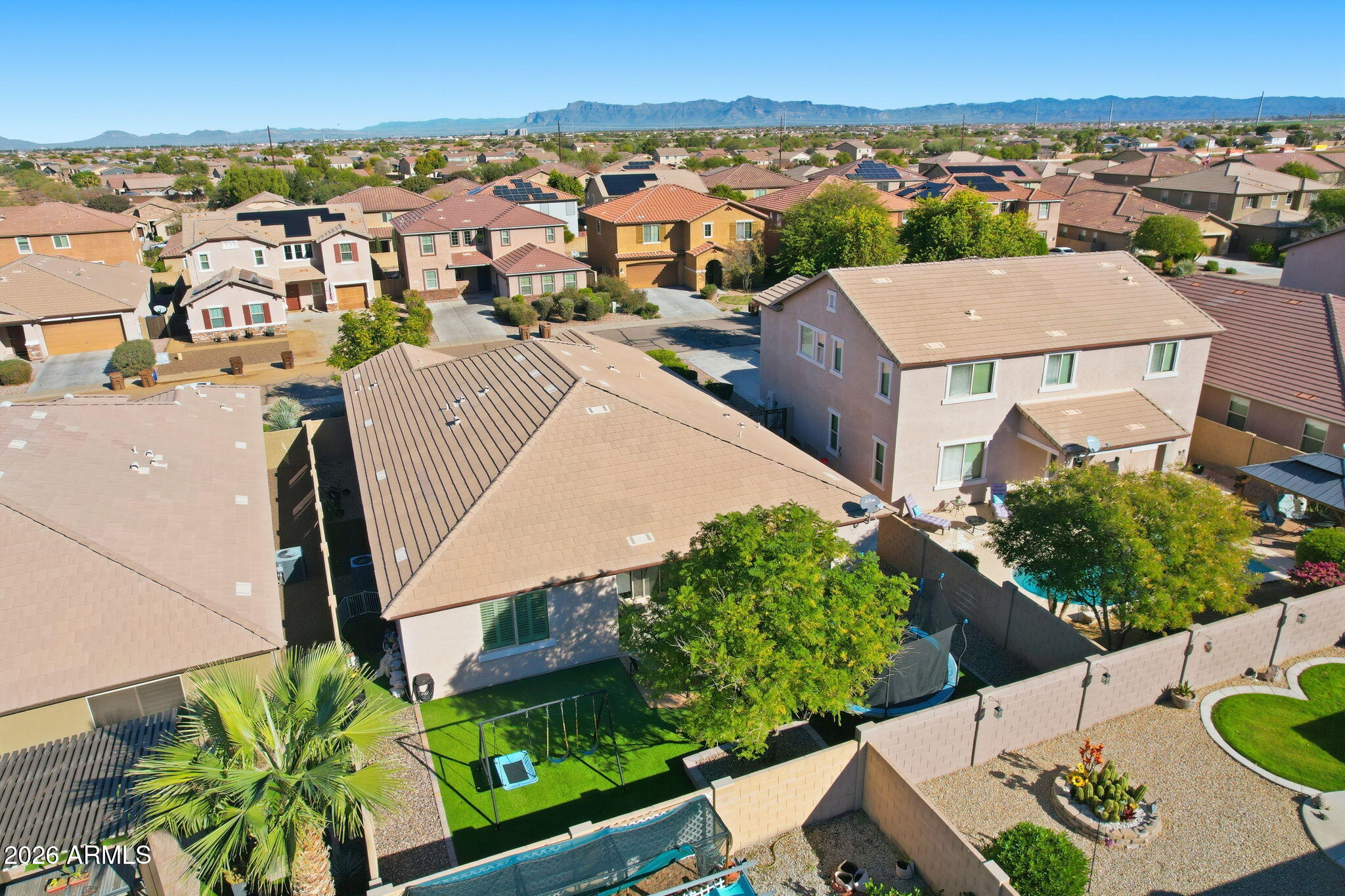 867 W DESERT GLEN Drive