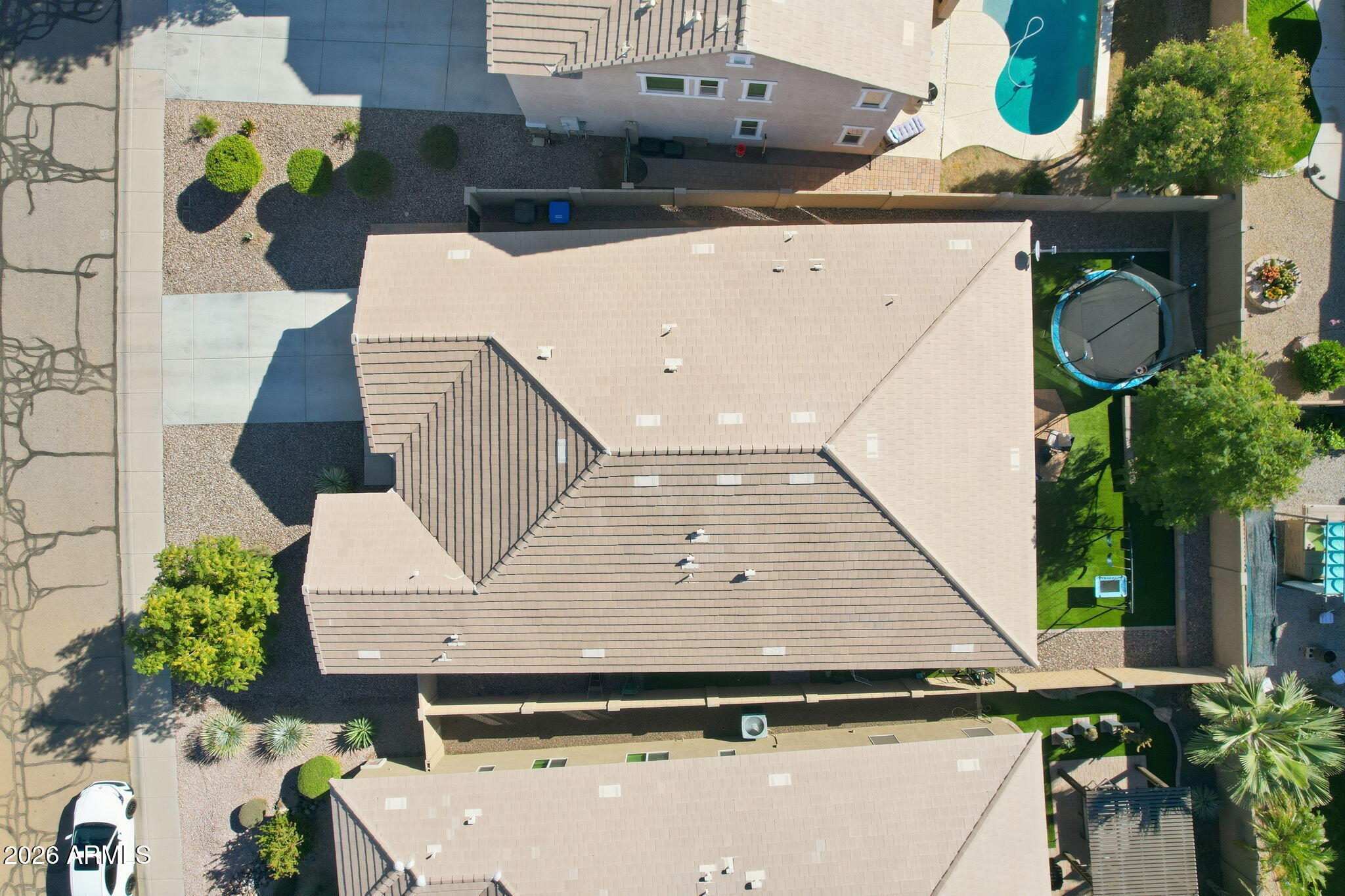 867 W DESERT GLEN Drive