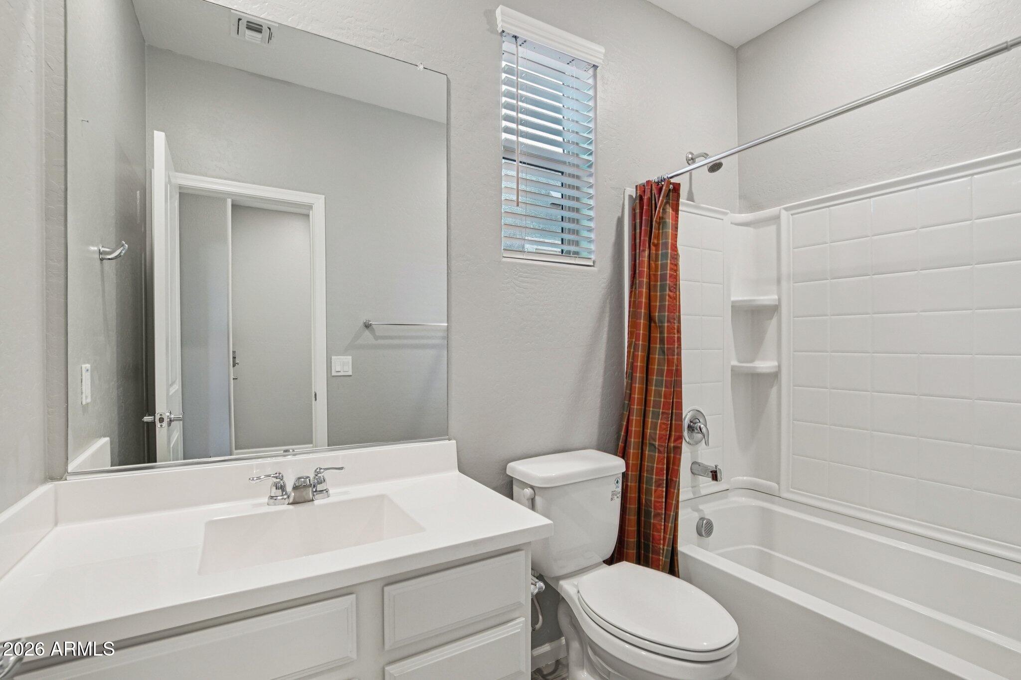 12413 W MYRTLE Court