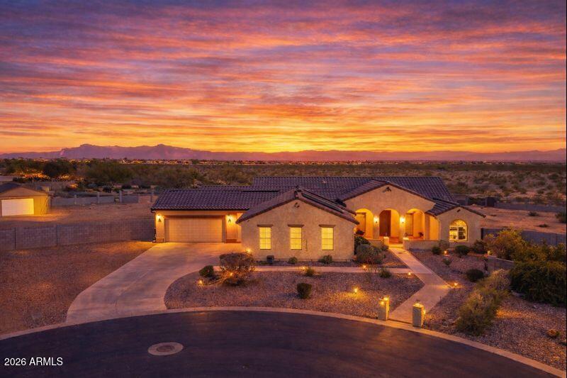 228 W WELD Street