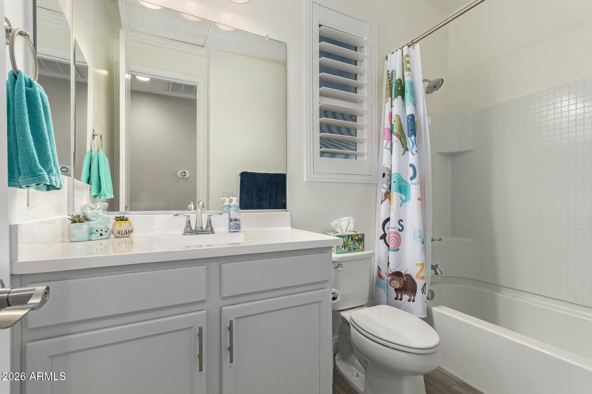 228 W WELD Street