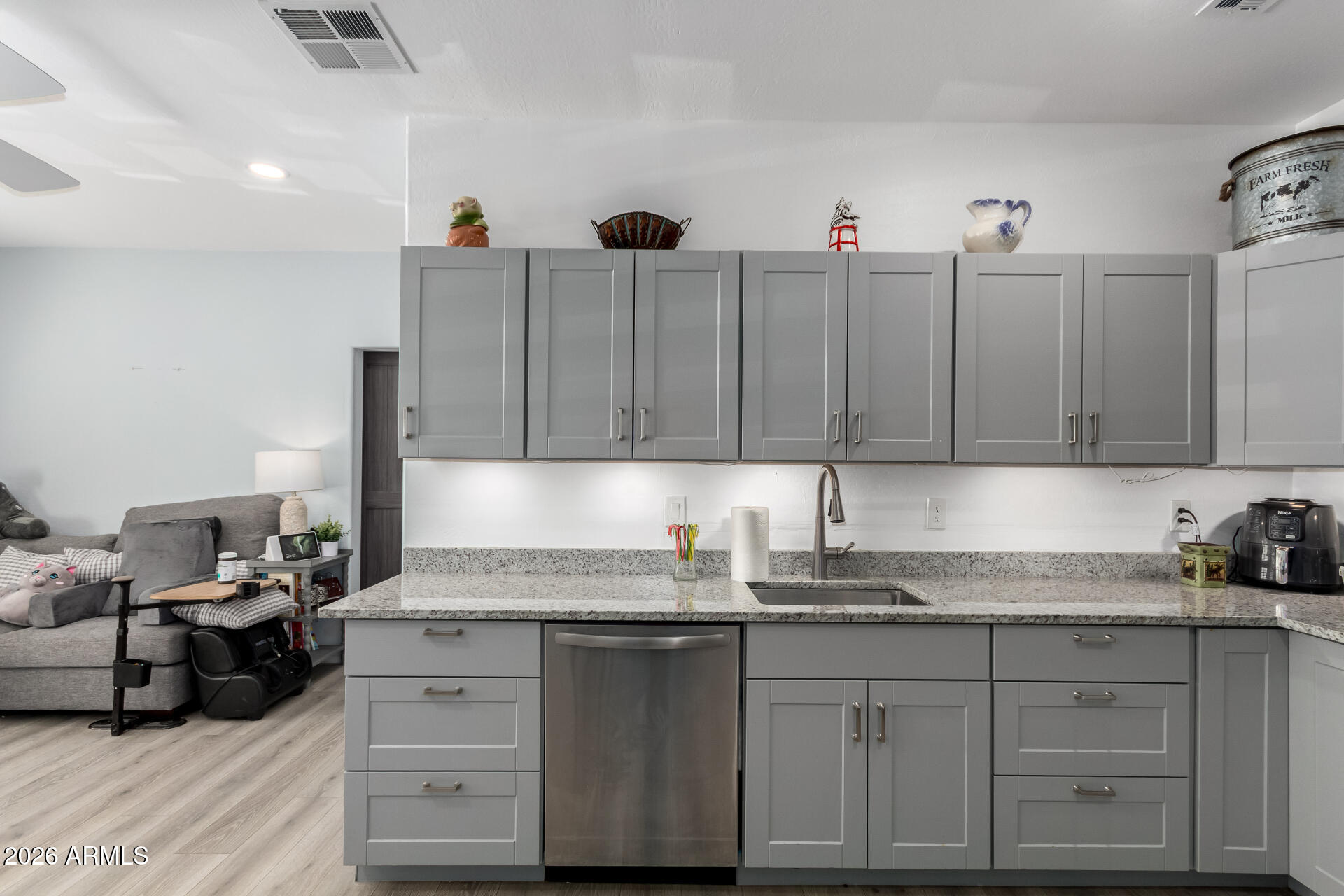228 W WELD Street