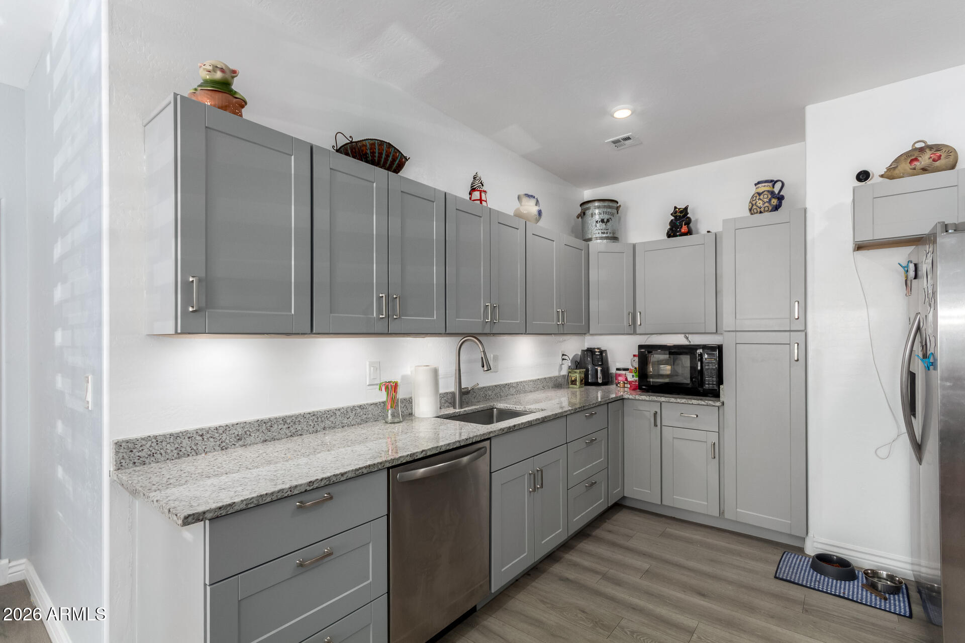 228 W WELD Street