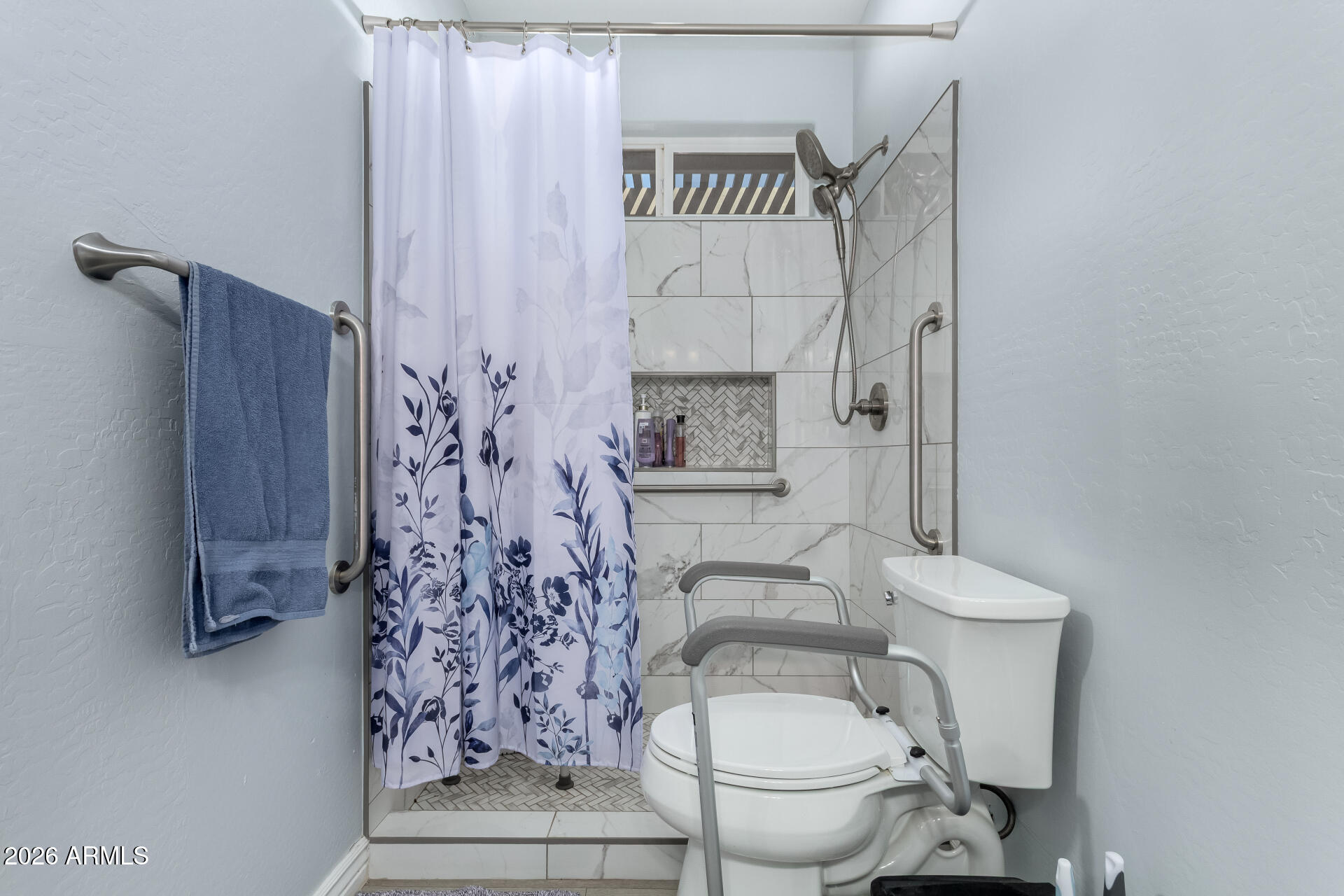 228 W WELD Street