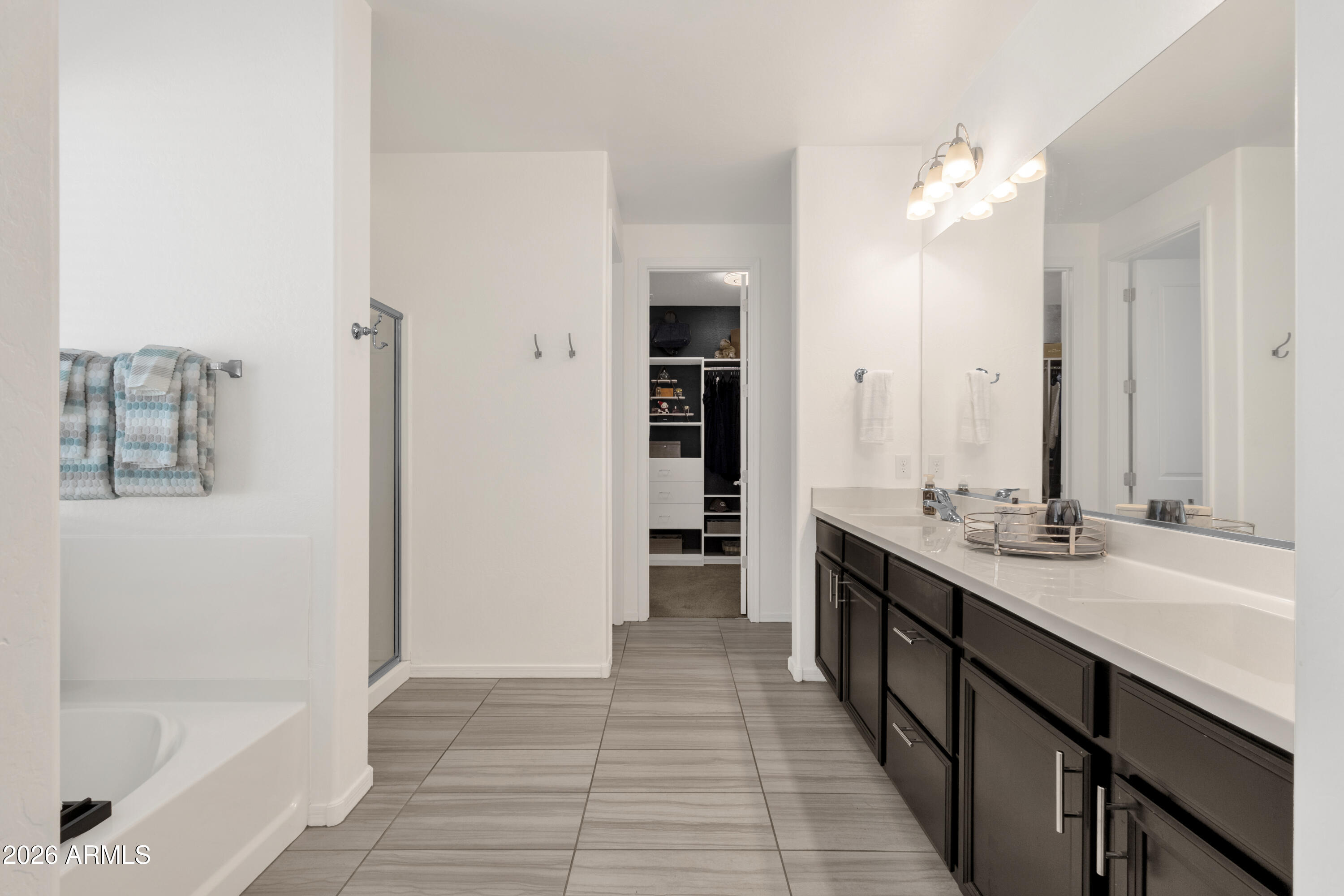 758 W WINCHESTER Drive