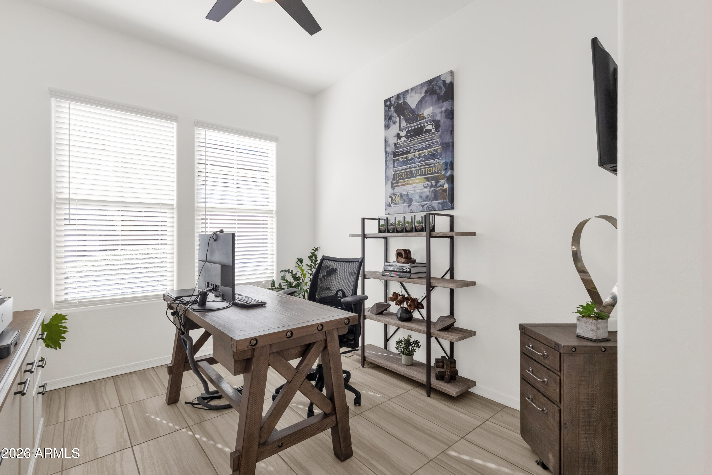 758 W WINCHESTER Drive