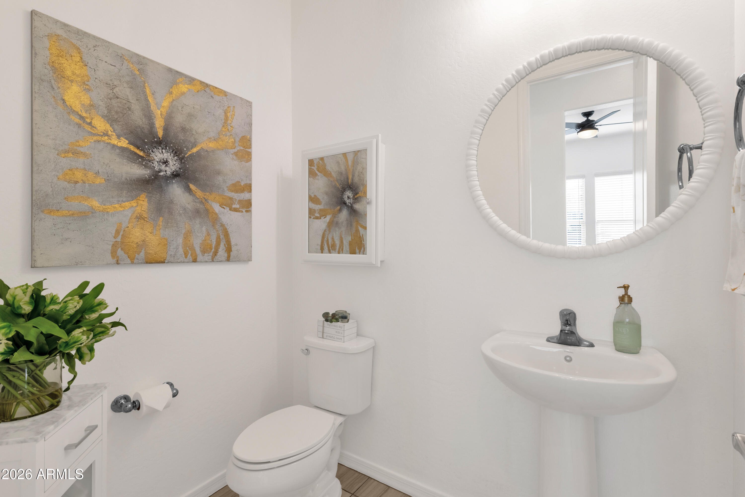 758 W WINCHESTER Drive