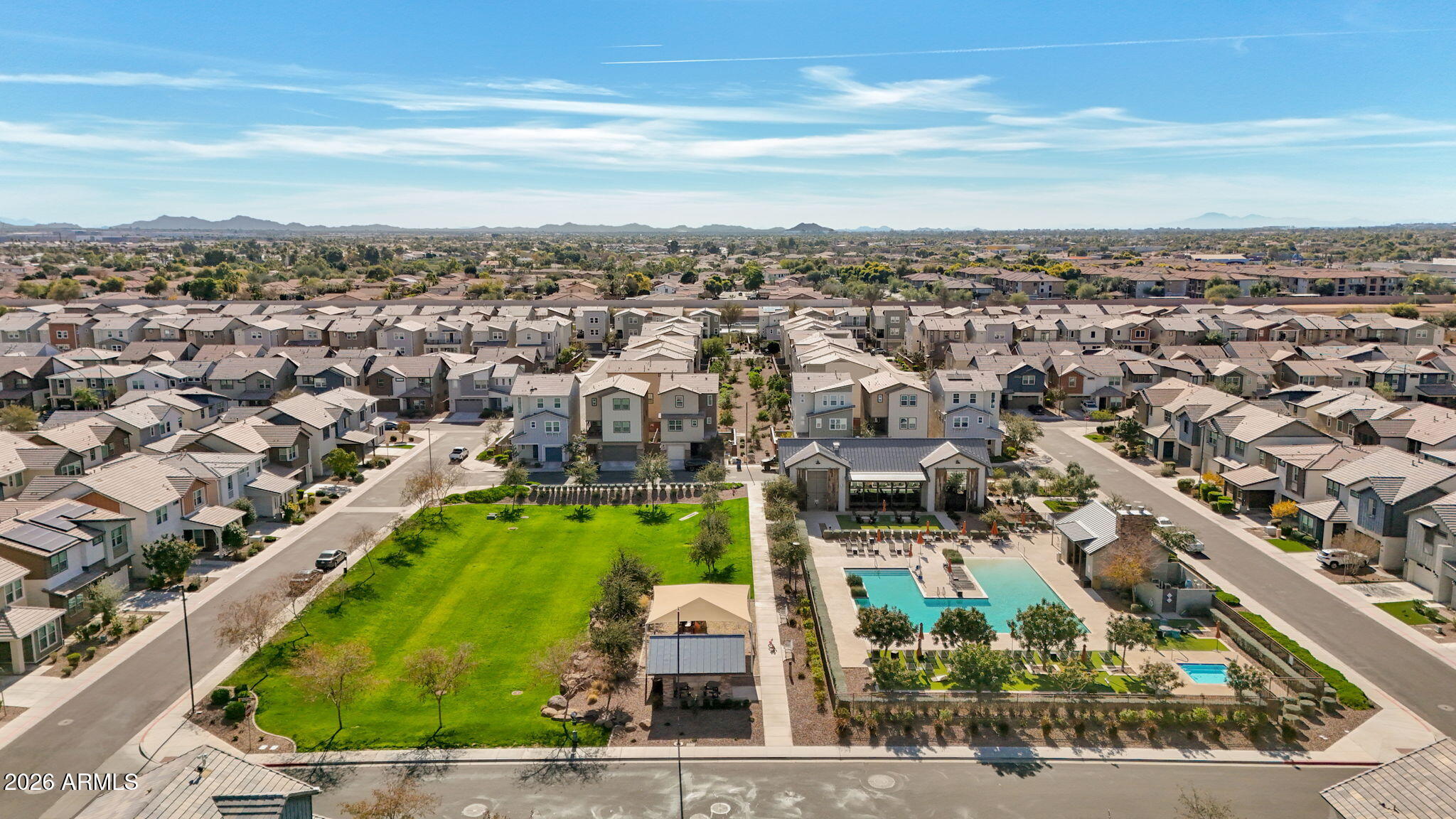 758 W WINCHESTER Drive