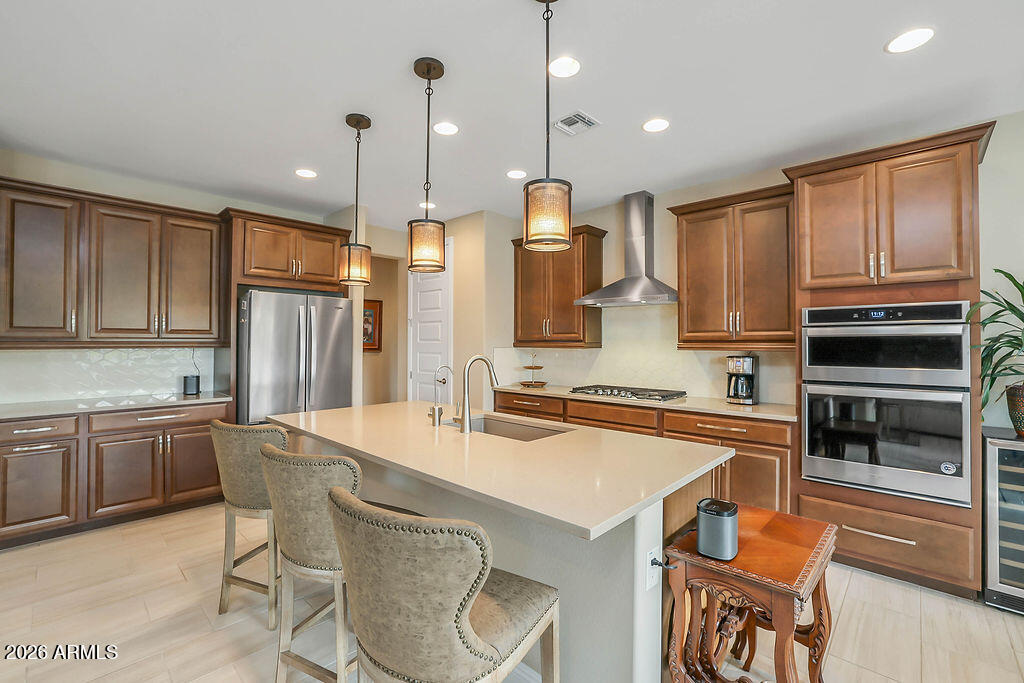 2523 E NANCY Lane