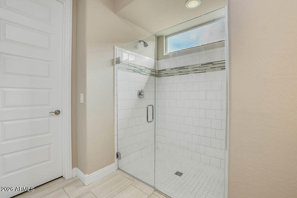 2523 E NANCY Lane