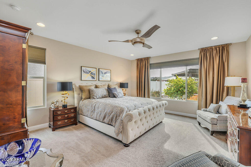 2523 E NANCY Lane
