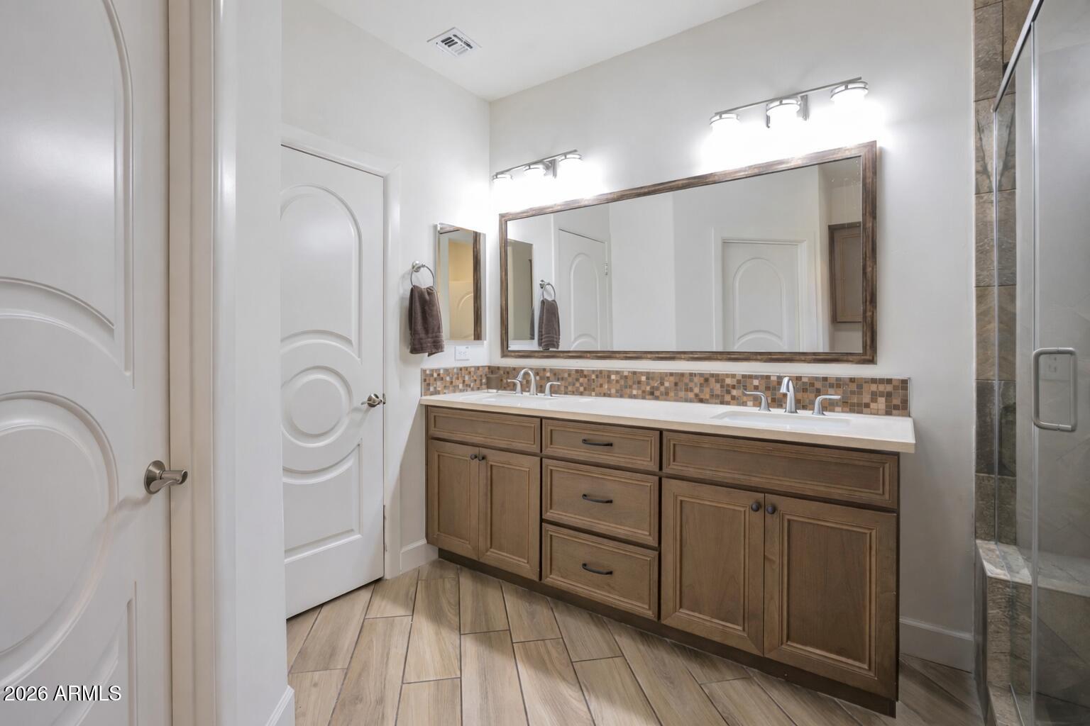 36087 N DESERT TEA Drive