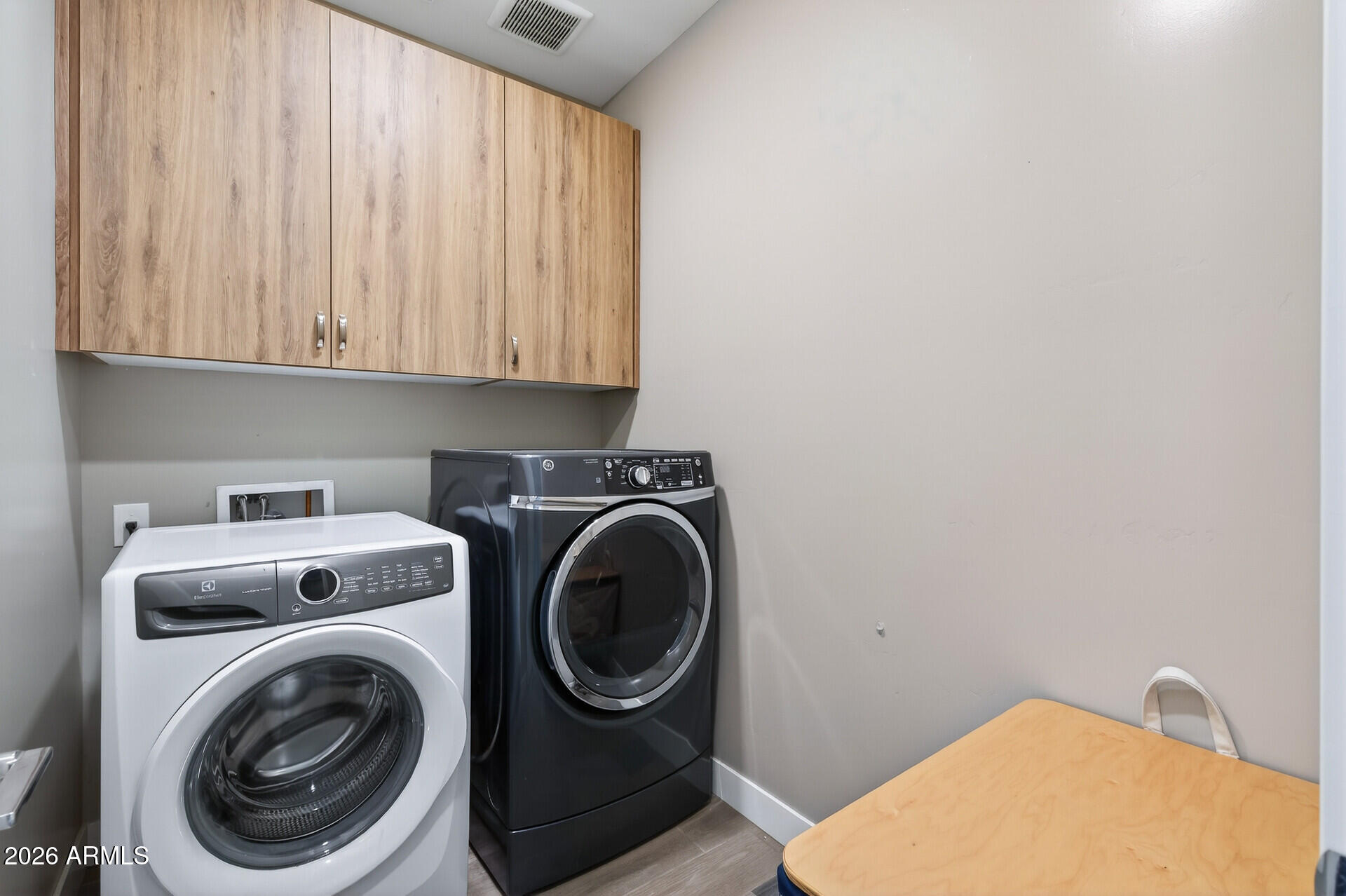 1717 E MORTEN Avenue 38