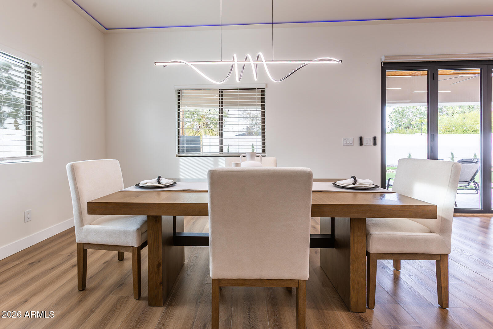 2536 E Indianola Avenue