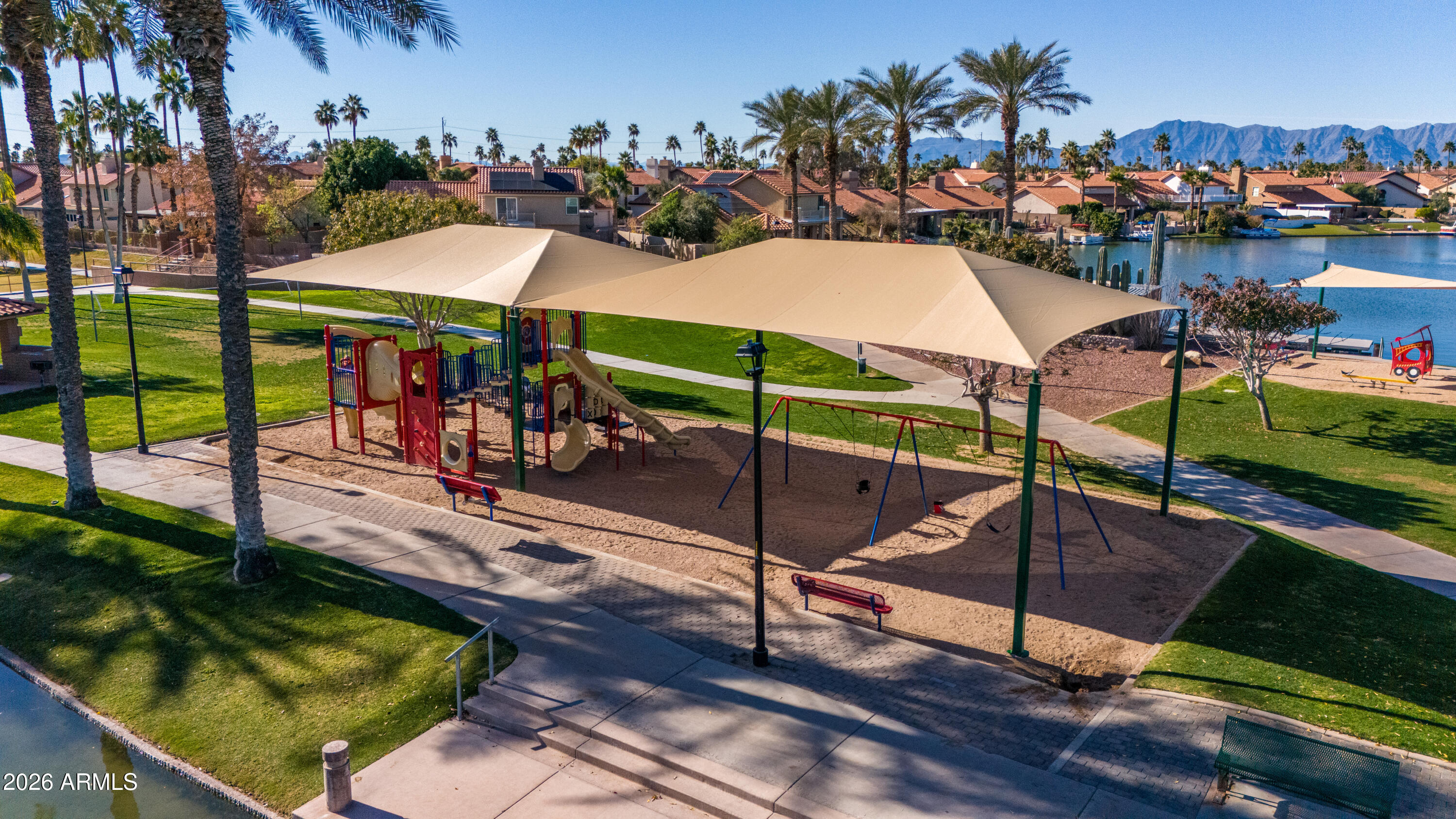 3821 E TANGLEWOOD Drive