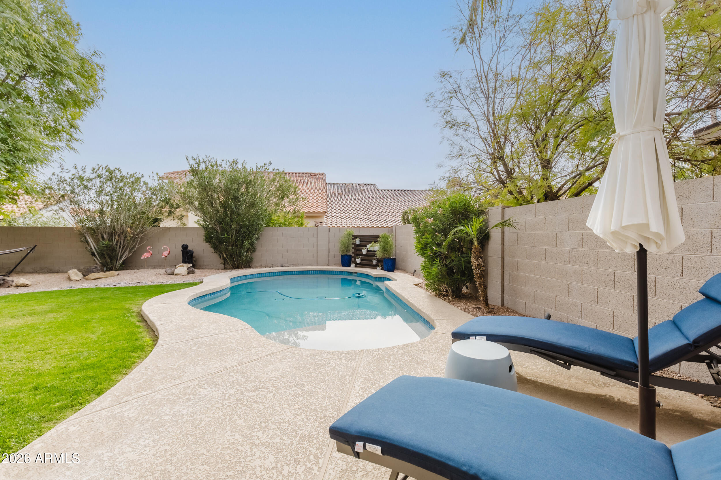 3821 E TANGLEWOOD Drive