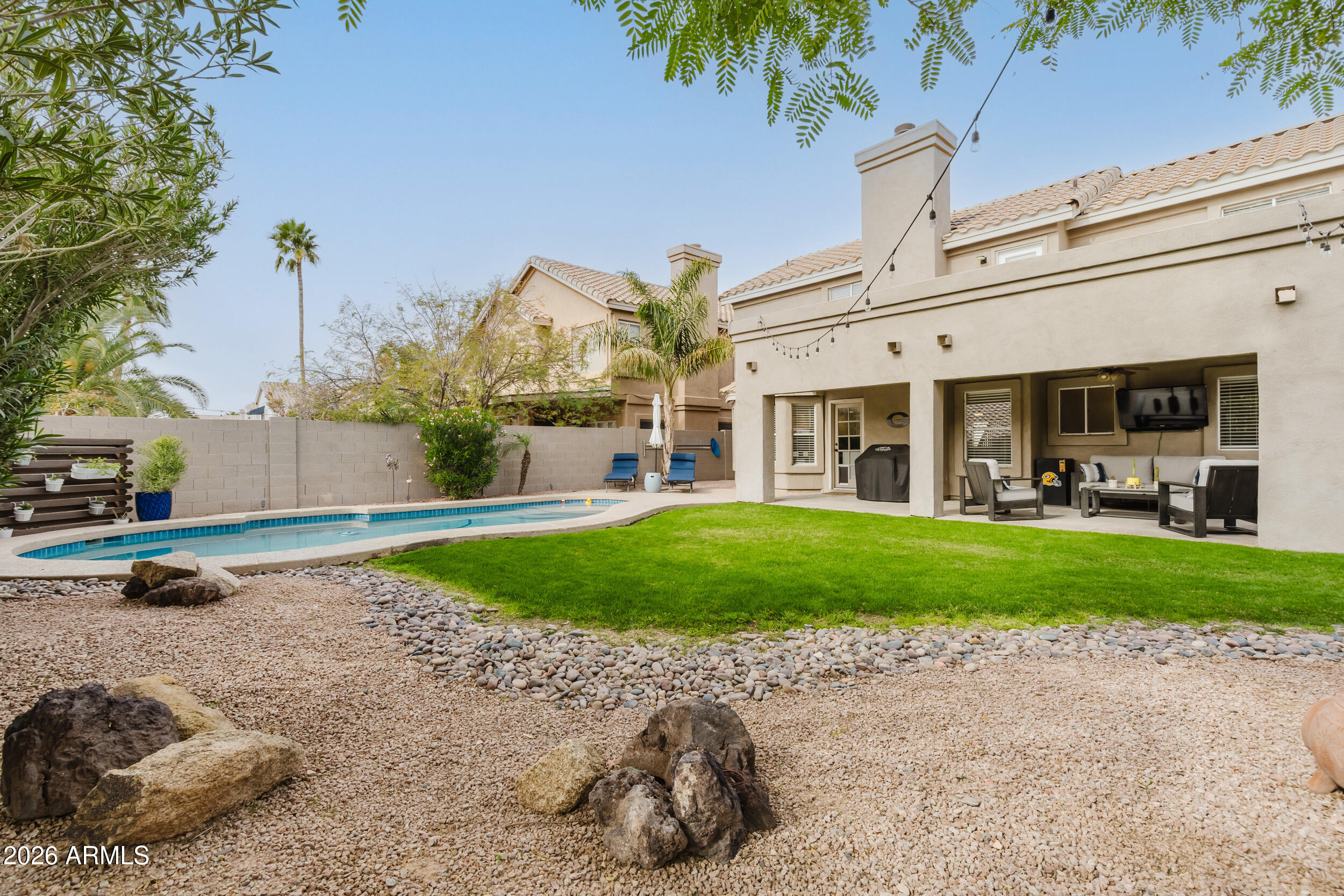 3821 E TANGLEWOOD Drive