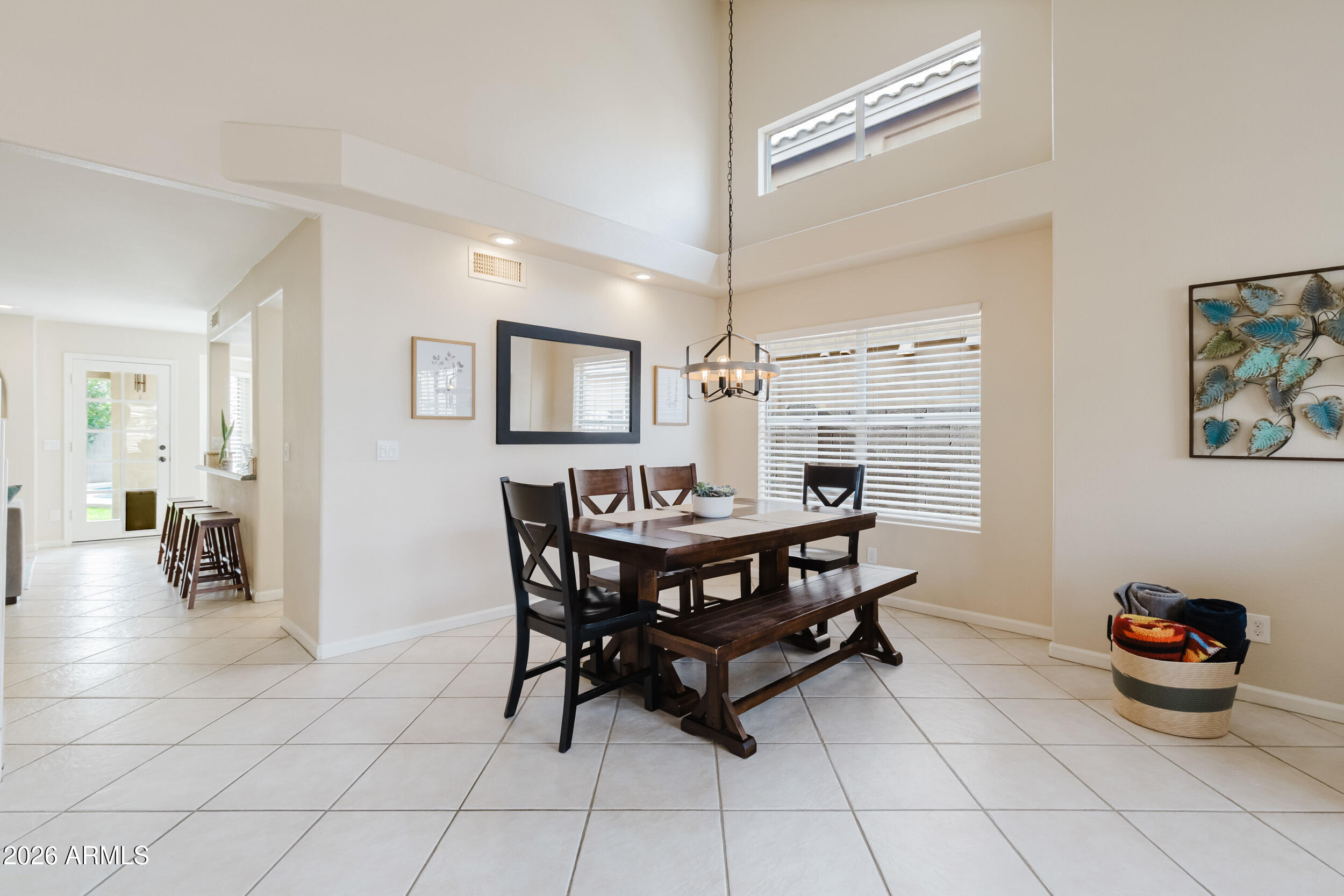 3821 E TANGLEWOOD Drive