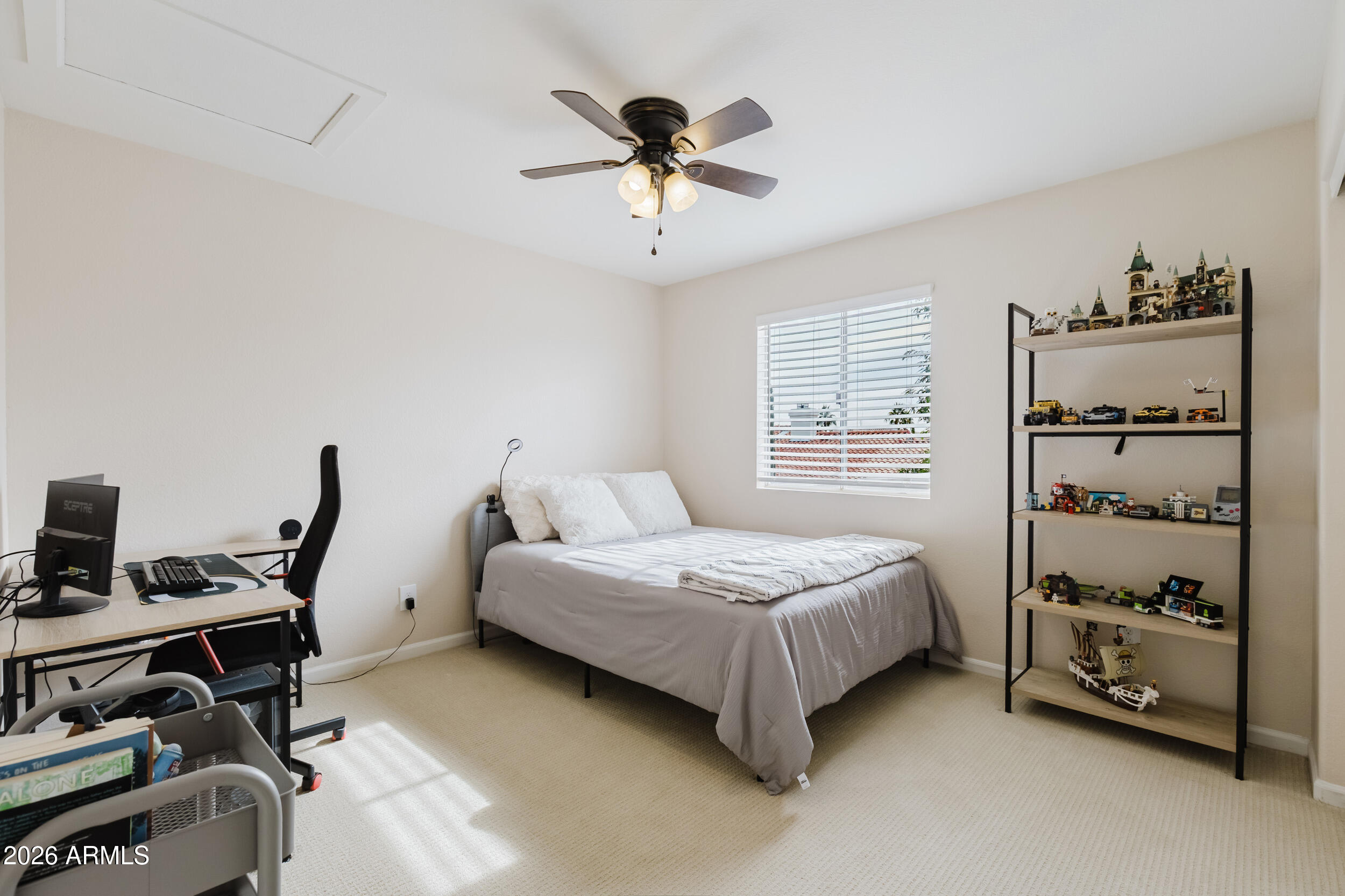 3821 E TANGLEWOOD Drive